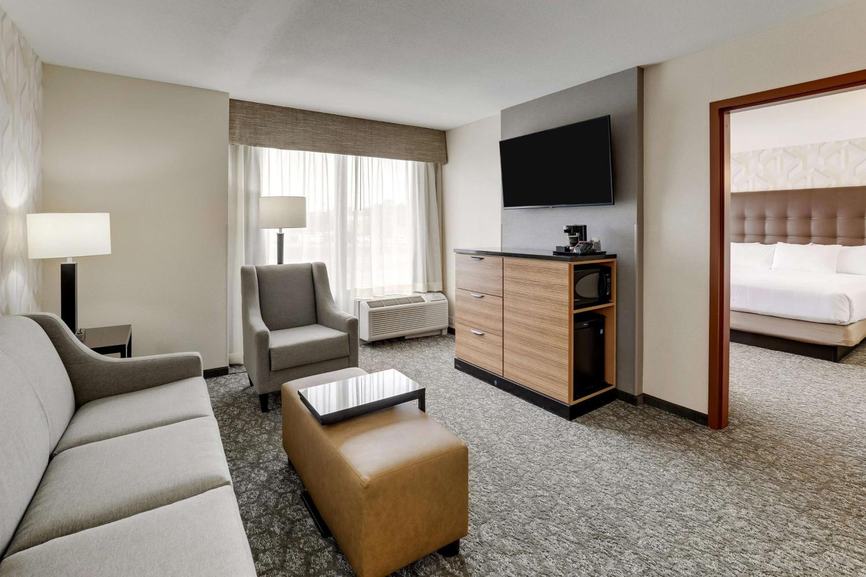Superior King Suite photo 1
