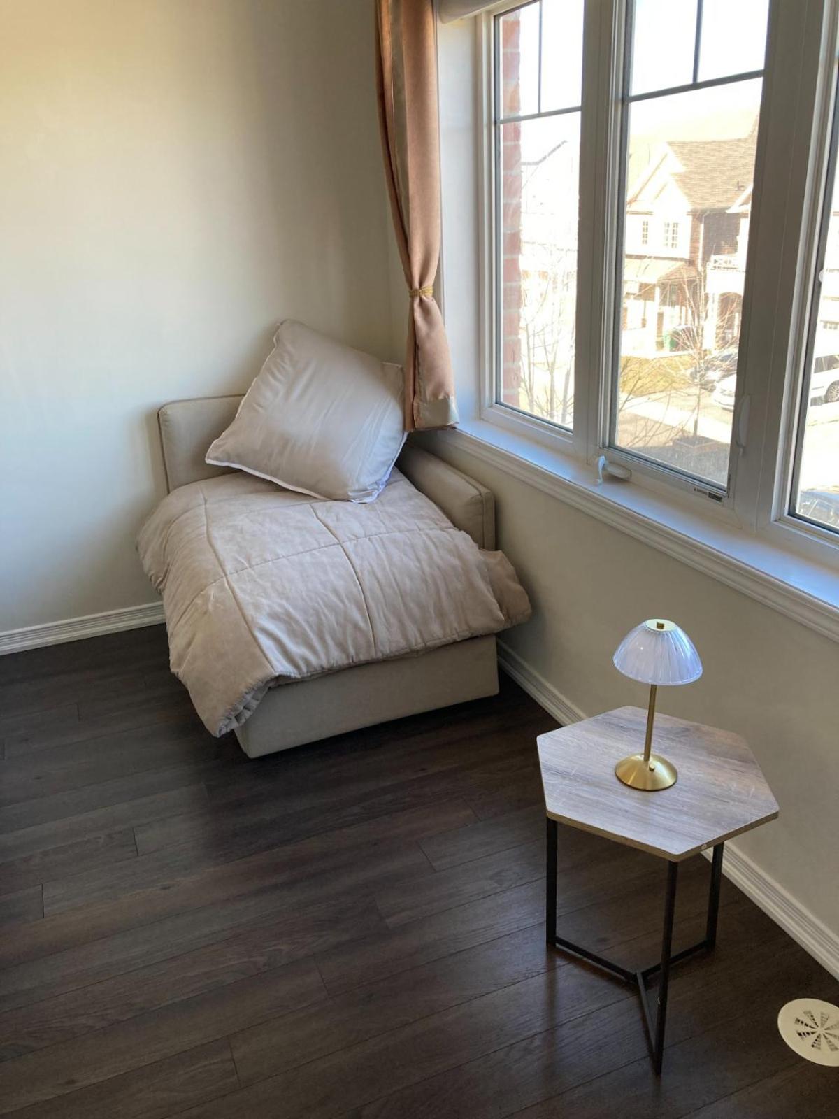 Double Room With Shared Bathroom photo 1