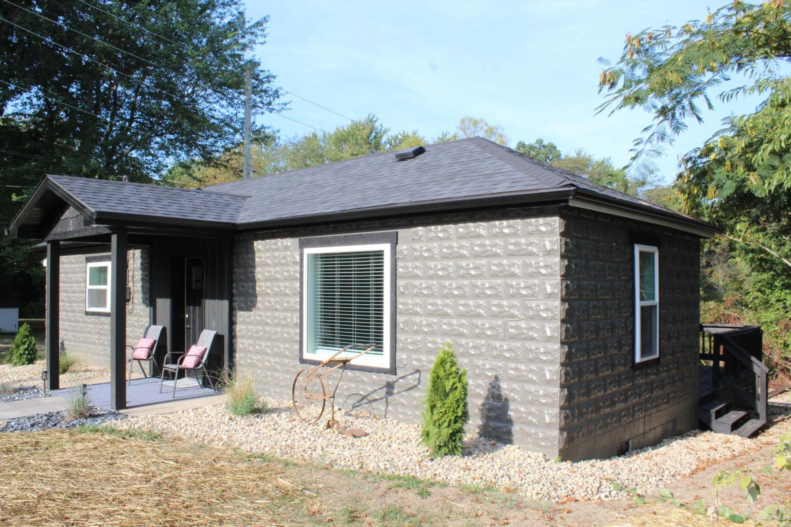 One-Bedroom Vacation Home photo 2