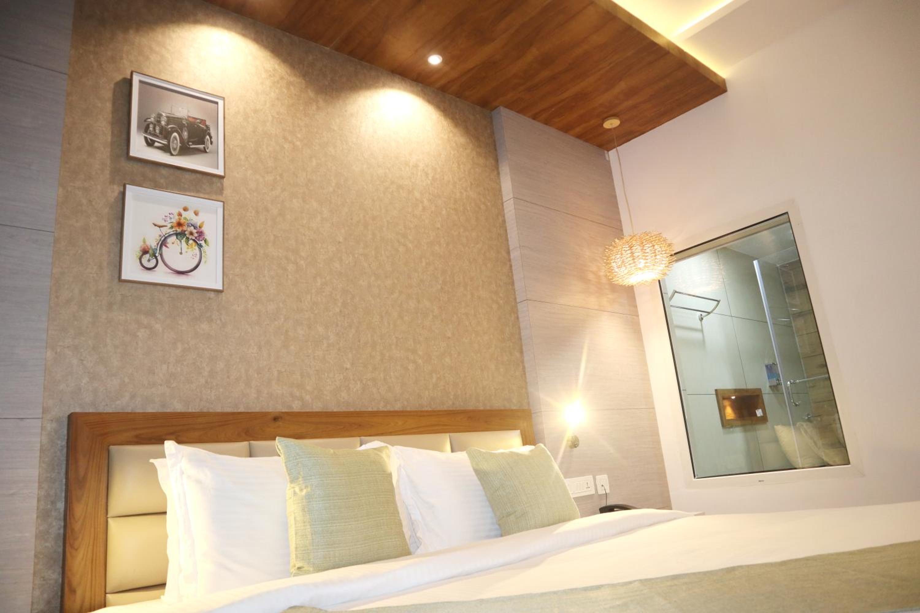 King Room with Mountain View photo 3