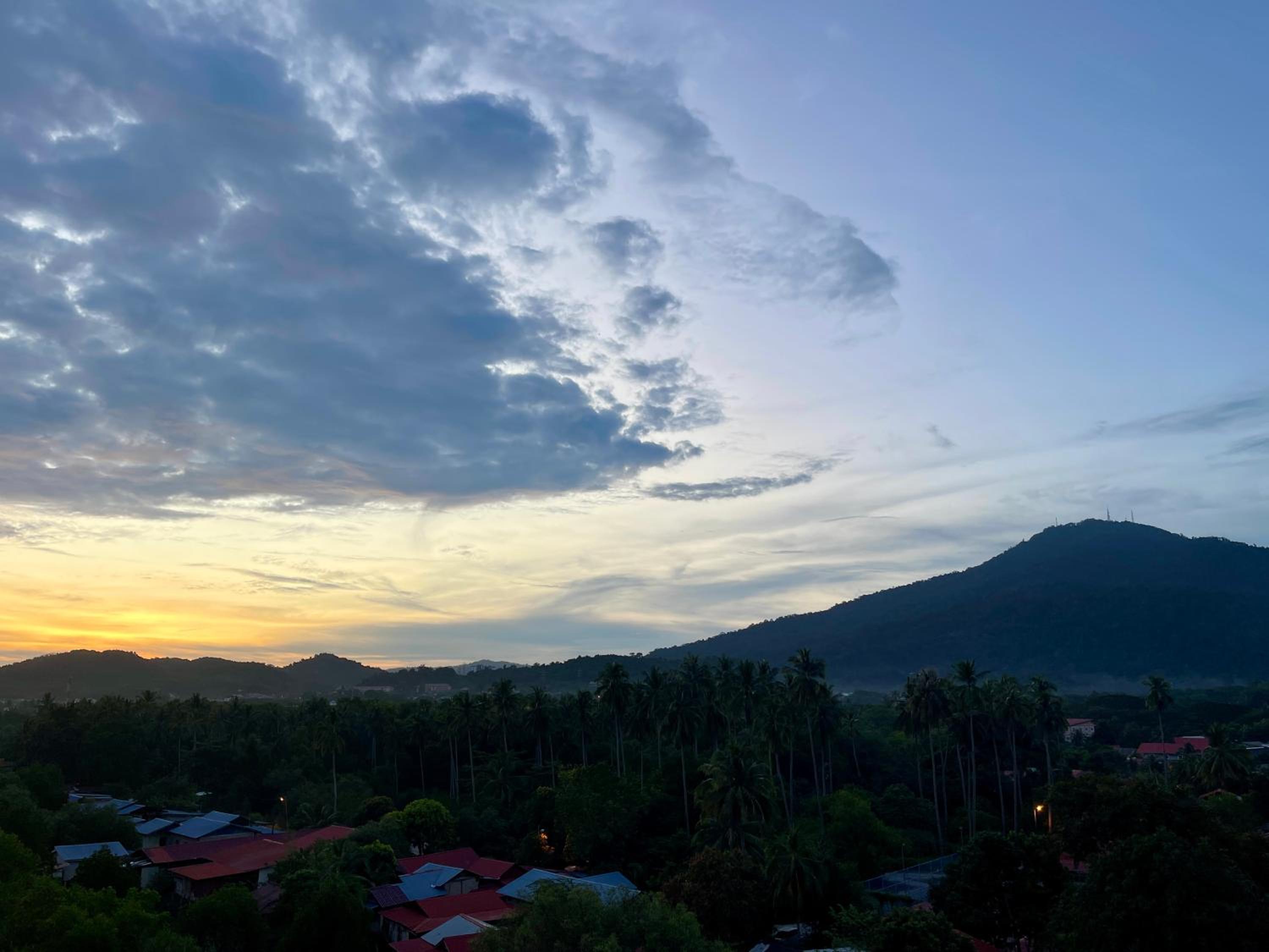 Three-Bedroom Apartment - Photo 5