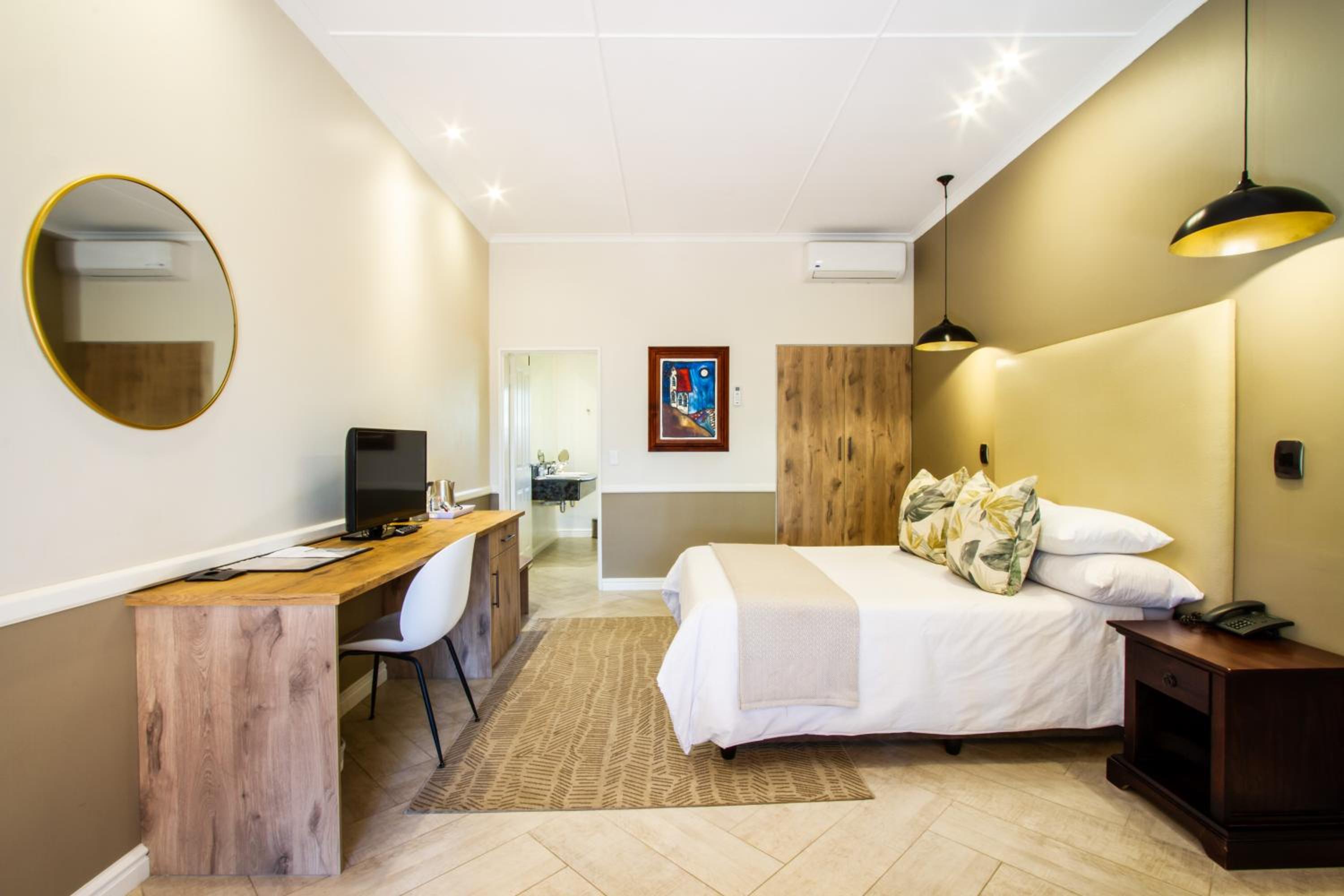 Standard Room - Photo 1