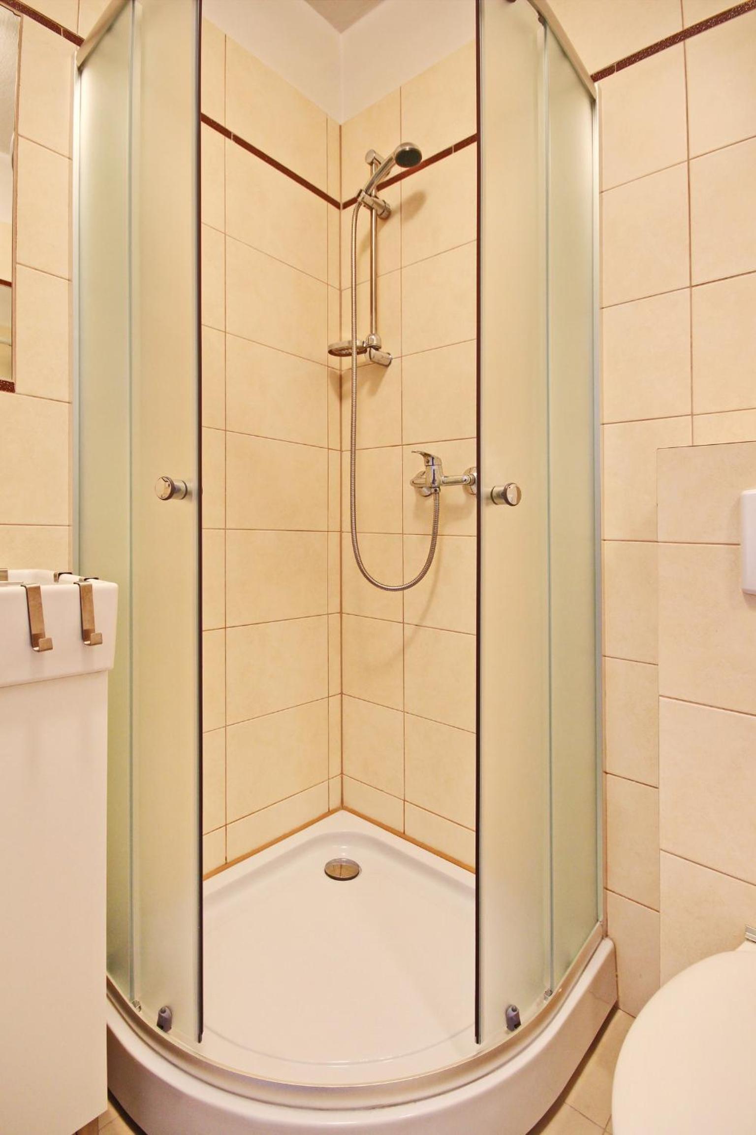Triple Room - Photo 5