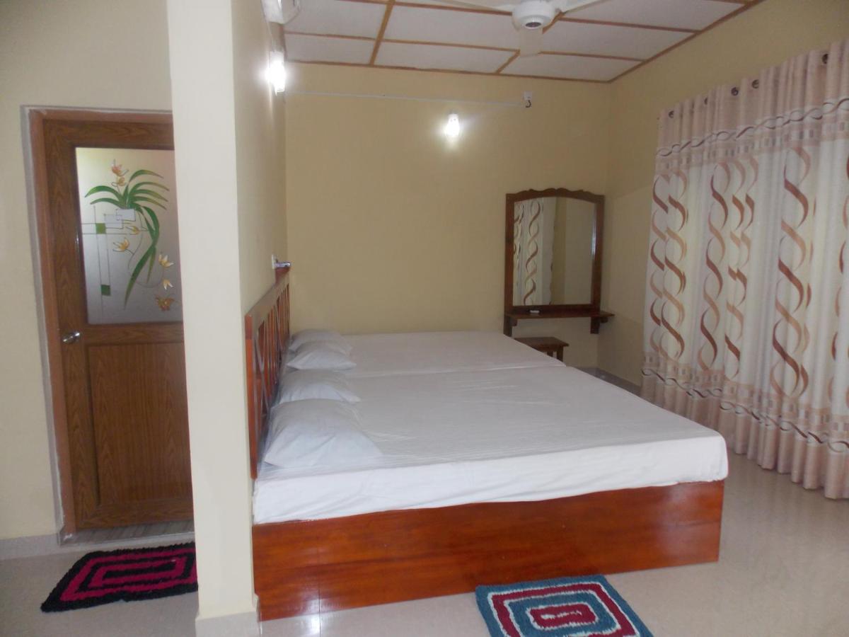 Deluxe Family Room photo 2