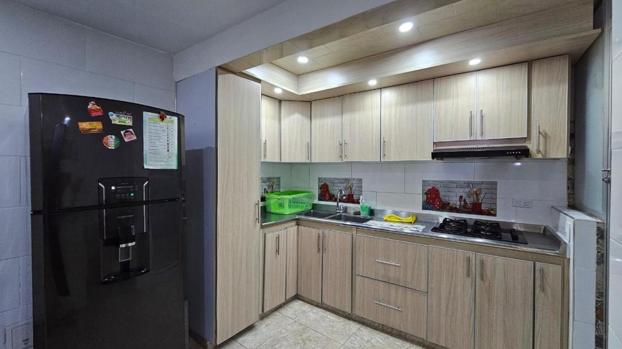 Four-Bedroom House photo 3