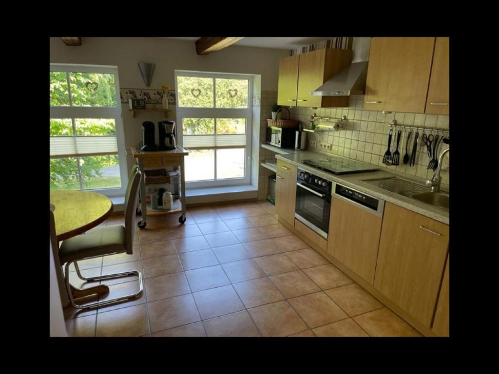 Two-Bedroom Deluxe Apartment with Garden View photo 2