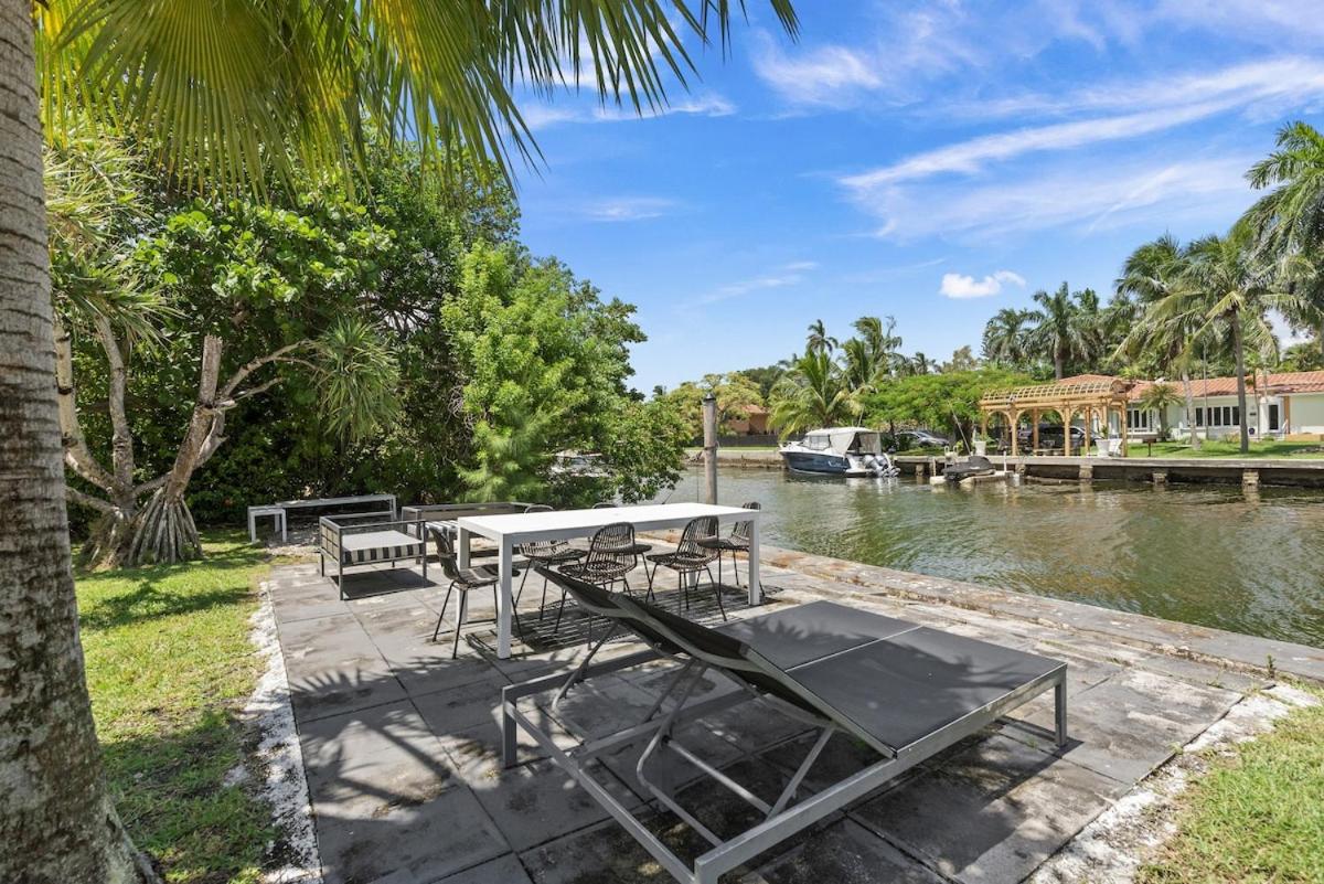 Villa photo 2