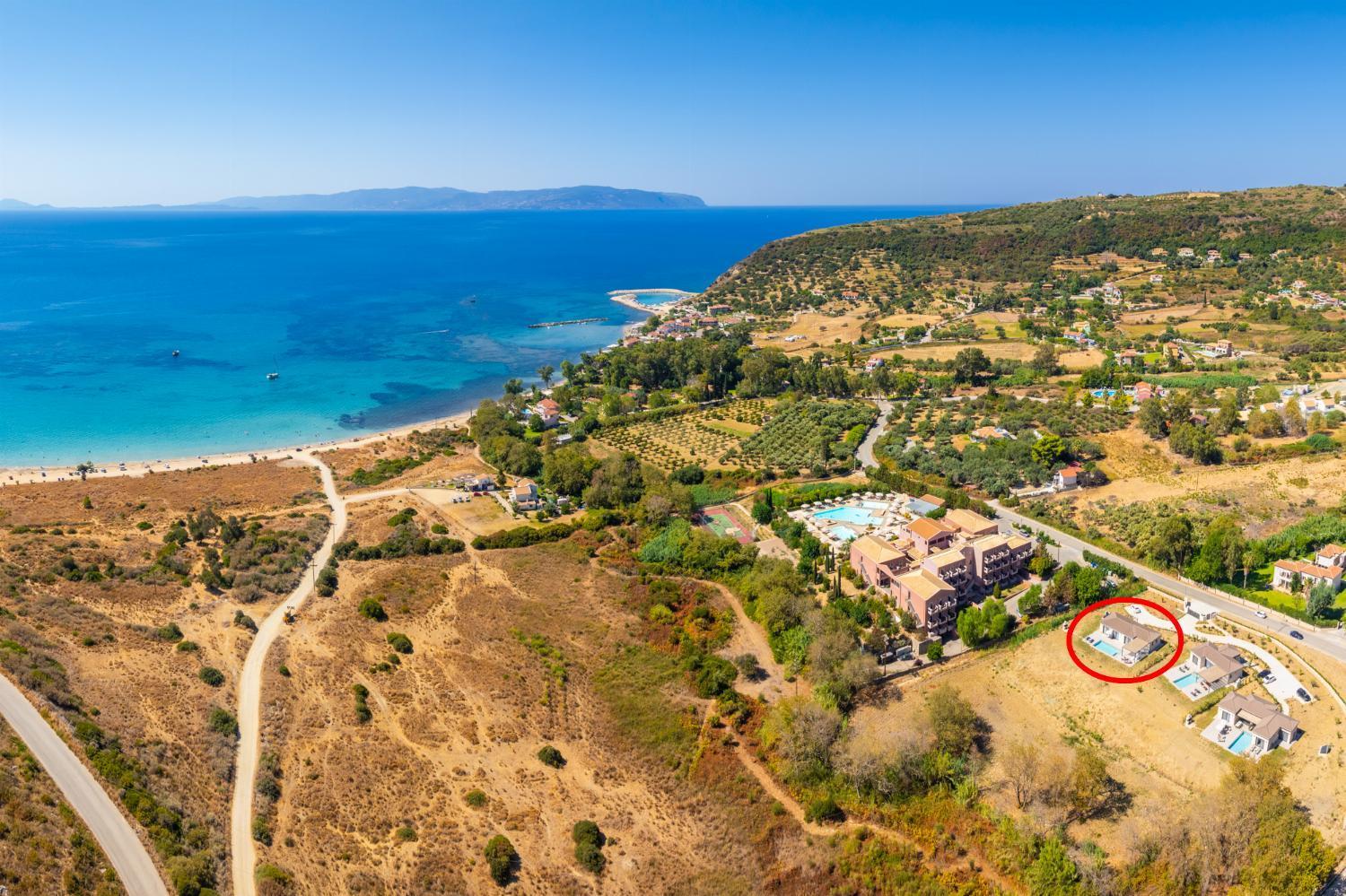Villa photo 2
