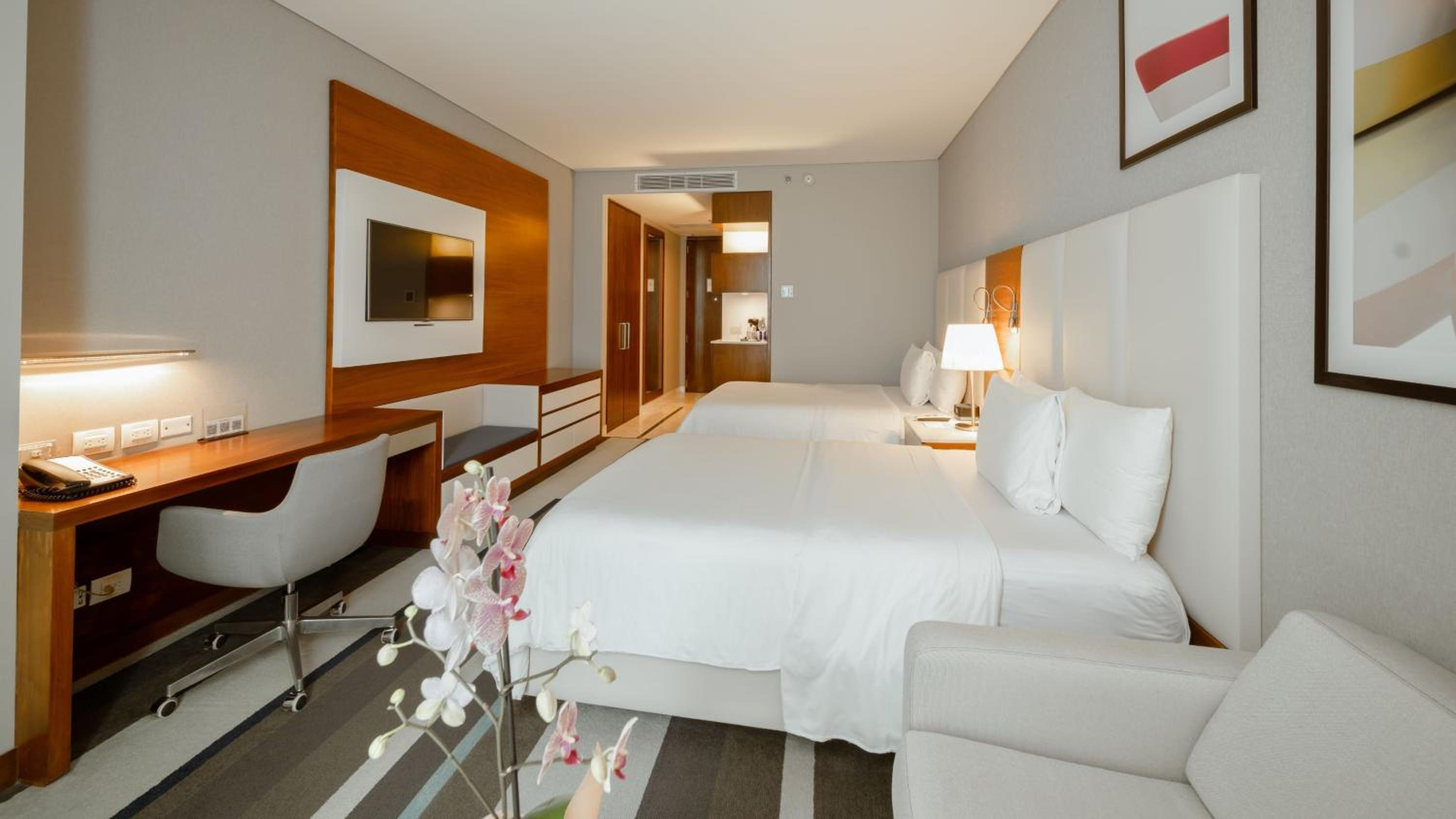 Classic Smart Queen Room with Two Queen Beds and City View