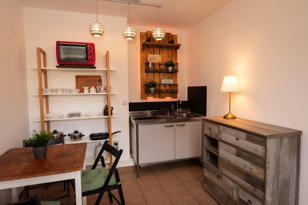 One-Bedroom Apartment photo 2