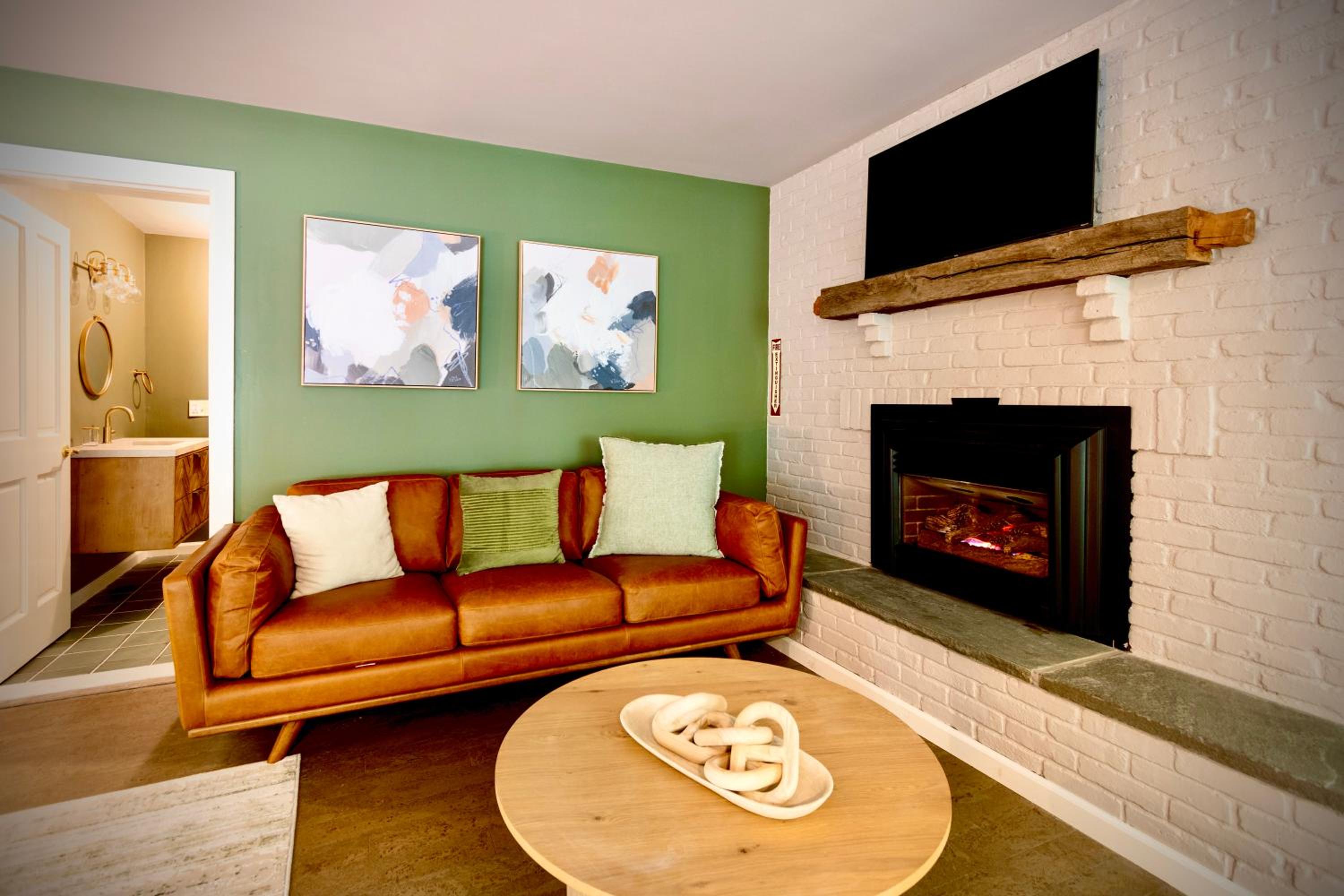 Junior Suite with Balcony photo 2