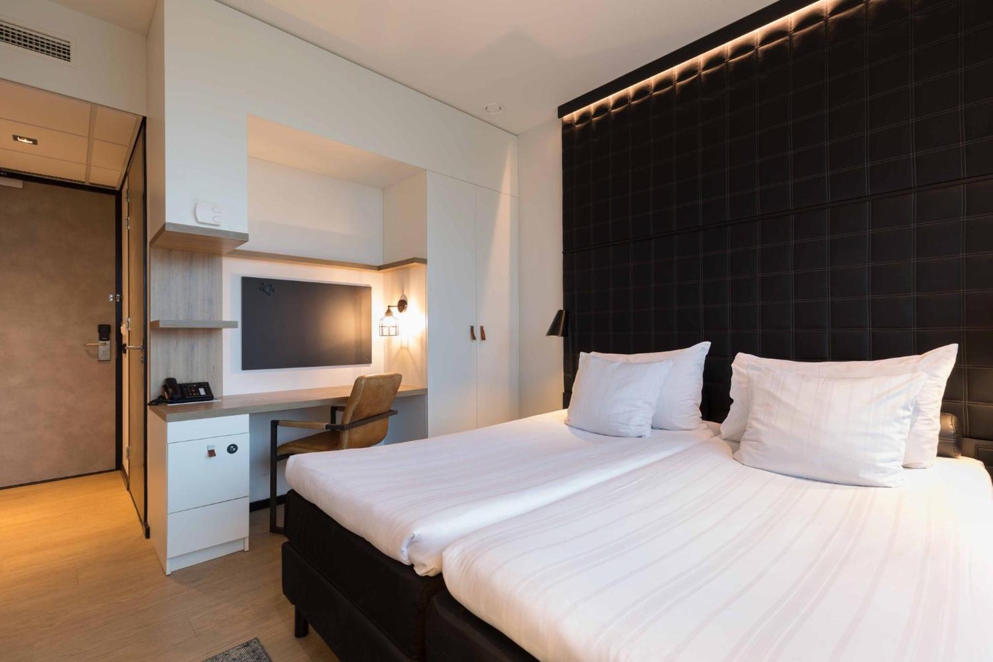 Comfort Room 1 Twin Bed