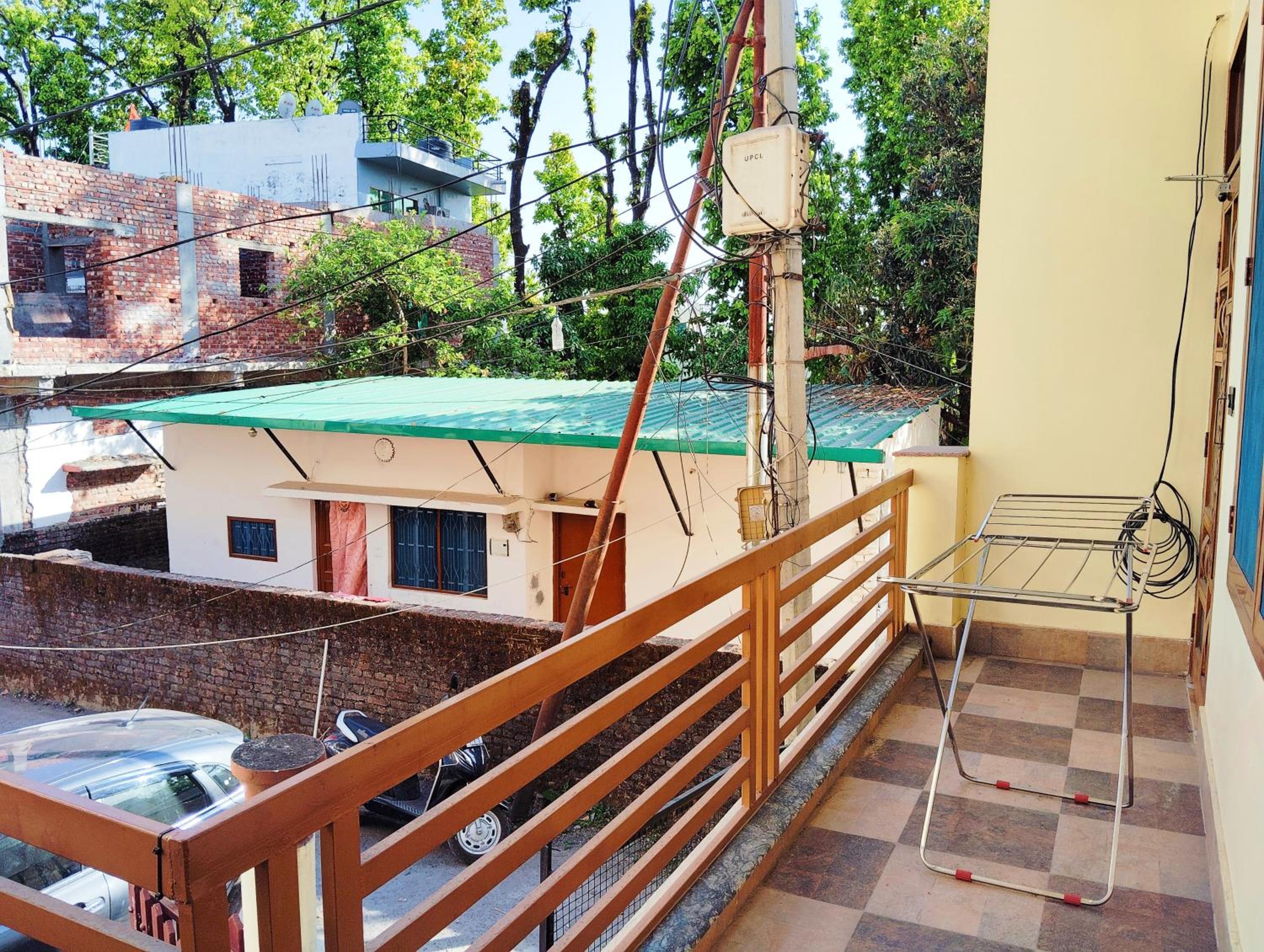 Two-Bedroom Apartment with Balcony and Terrace photo 3