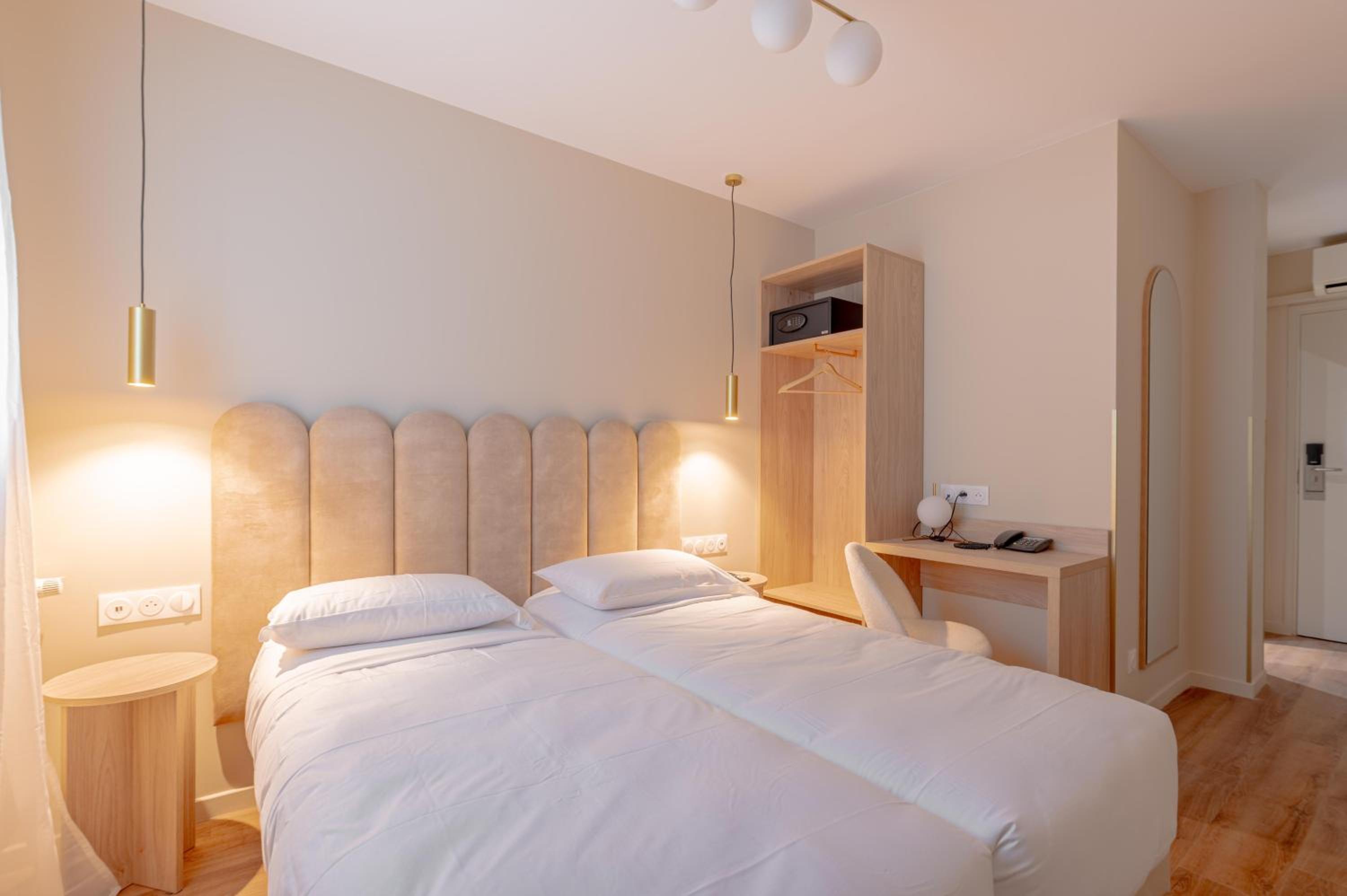 Comfort Twin Room - Photo 1