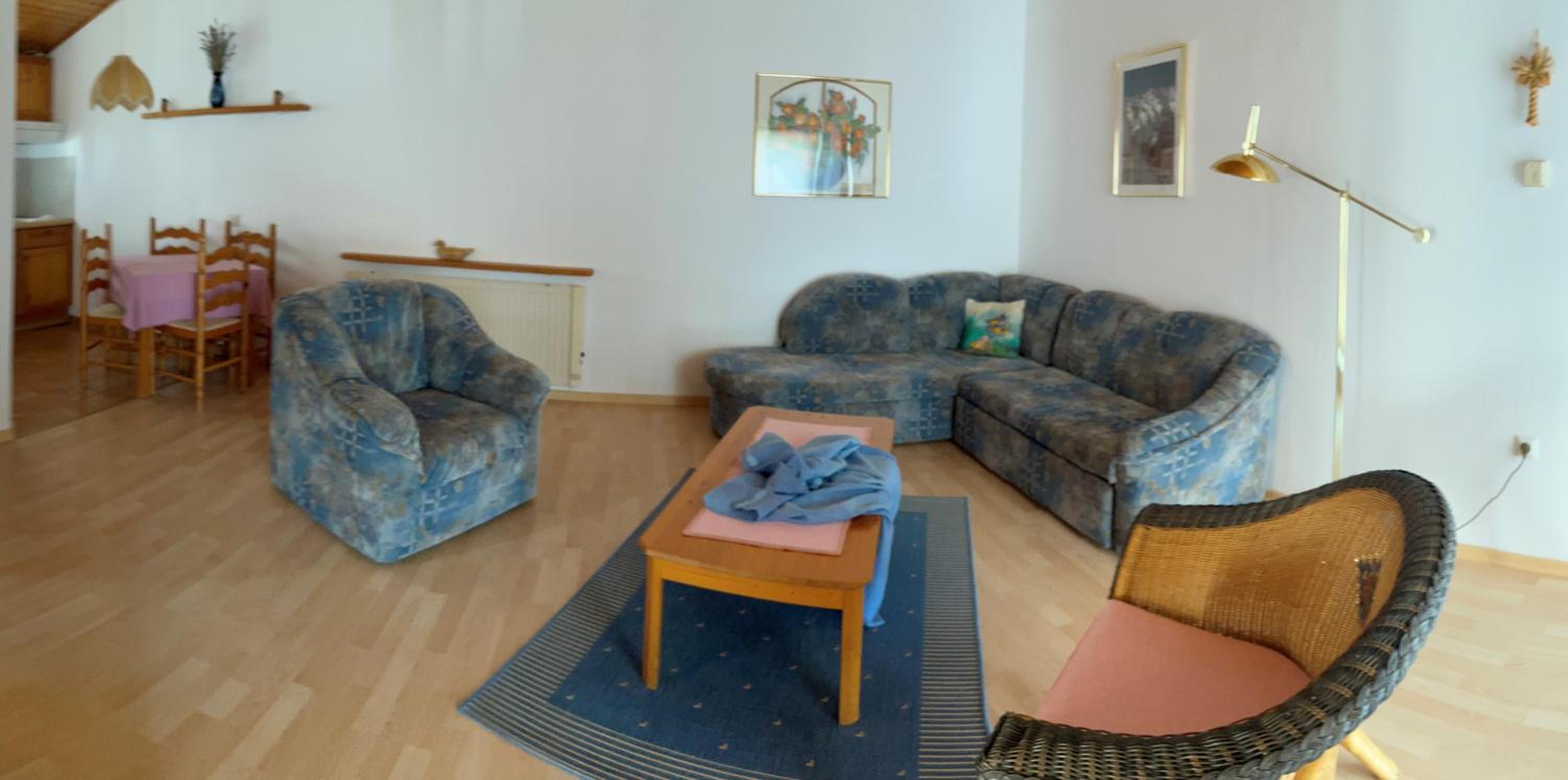One-Bedroom Apartment photo 2