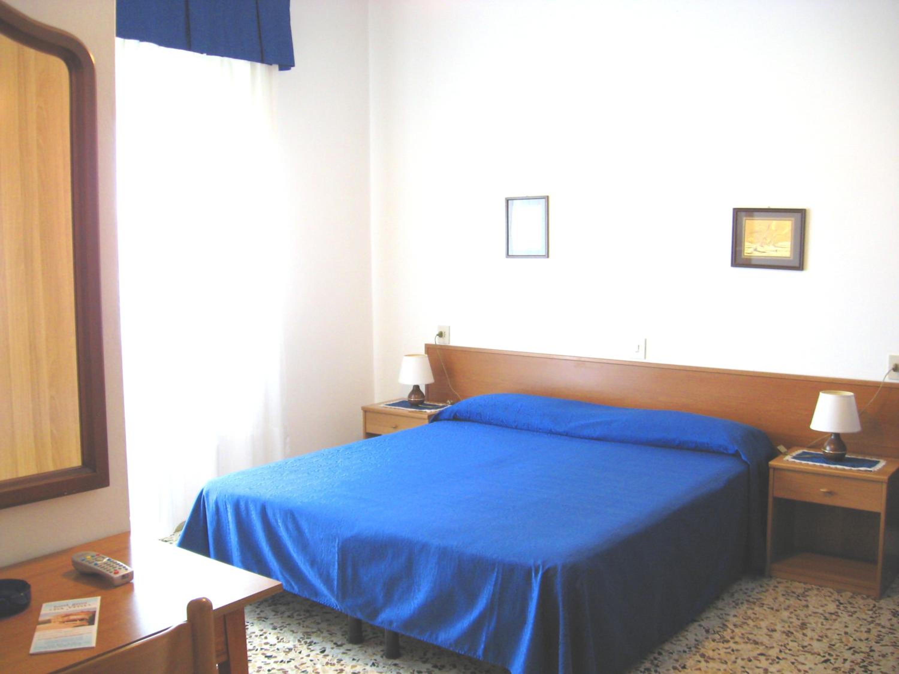 Double or Twin Room with Balcony photo 1