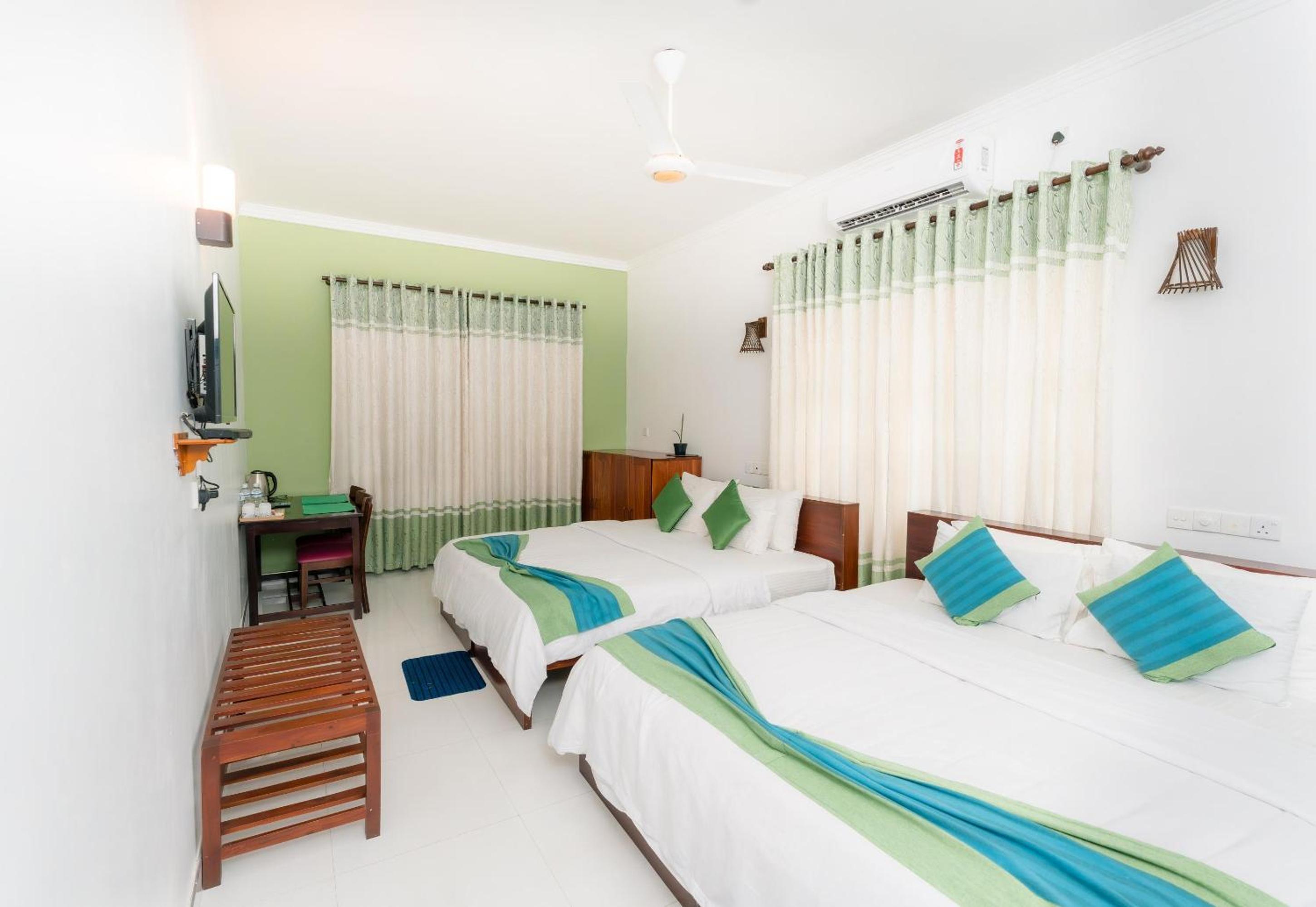 Deluxe Quadruple Room photo 1