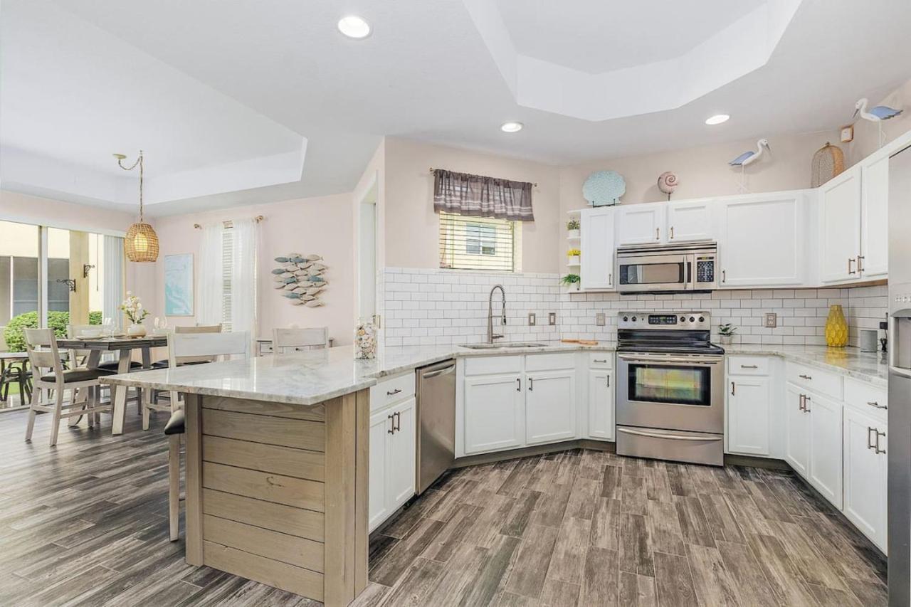 Three-Bedroom House photo 1