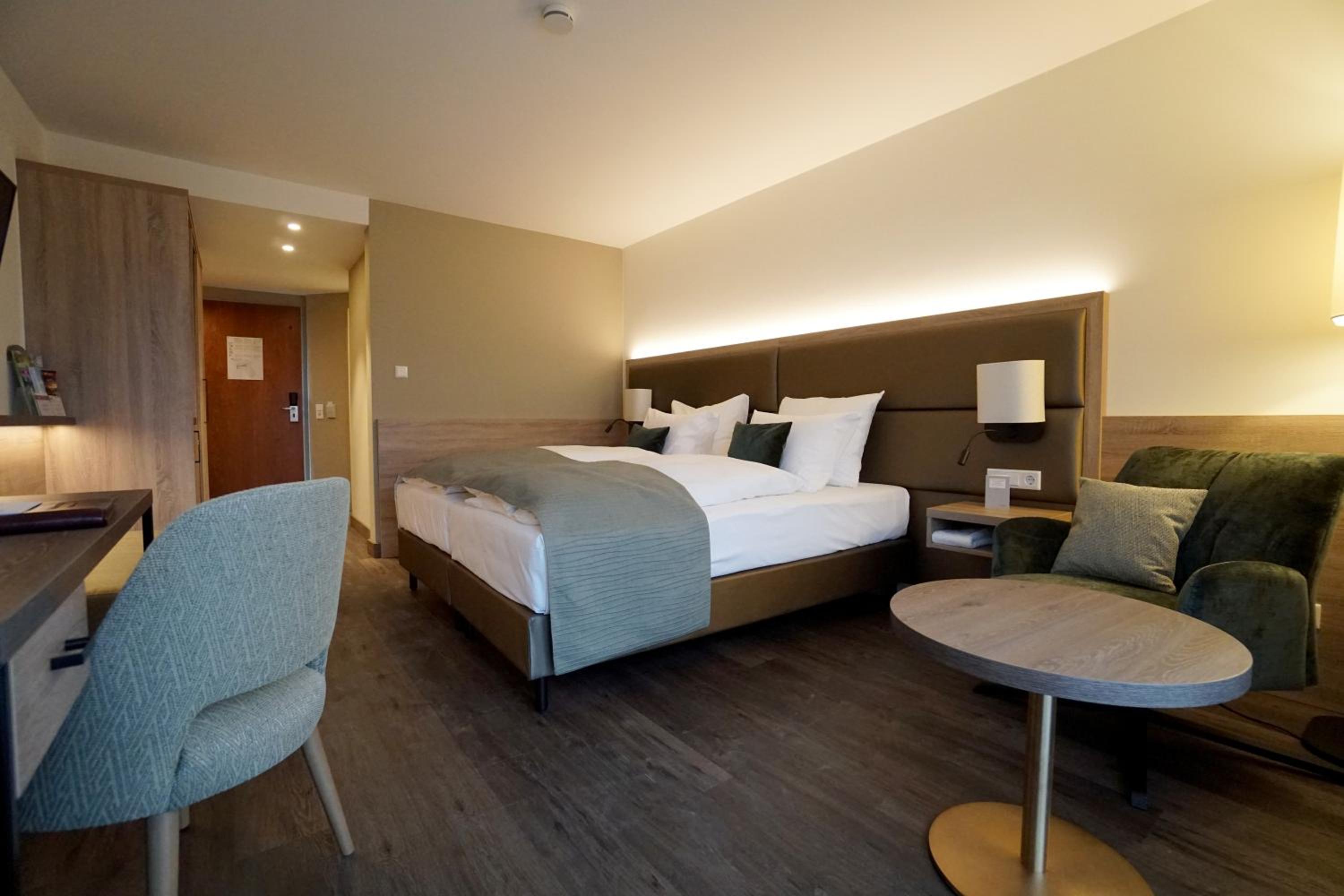 Comfort Double Room 1st floor with balcony or terrace - Photo 7