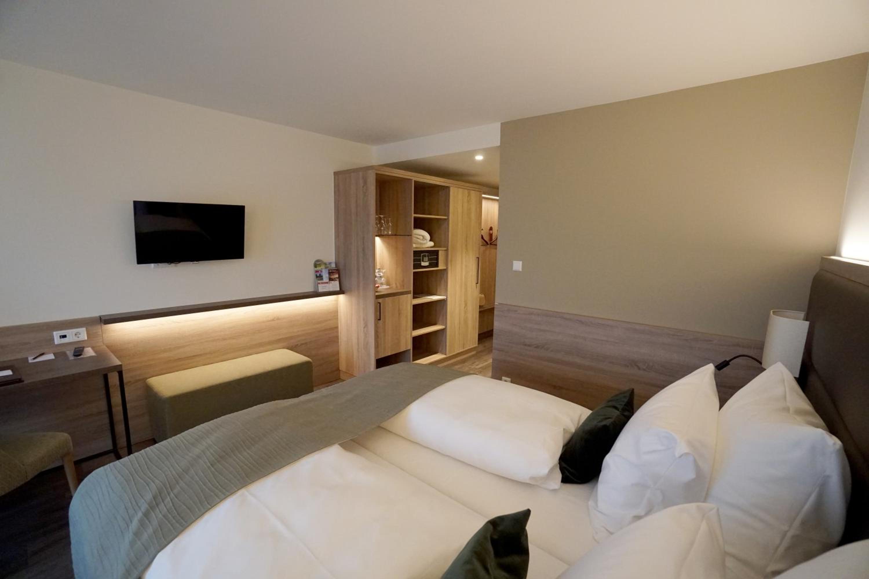 Comfort Double Room 1st and 2nd floor - Photo 8