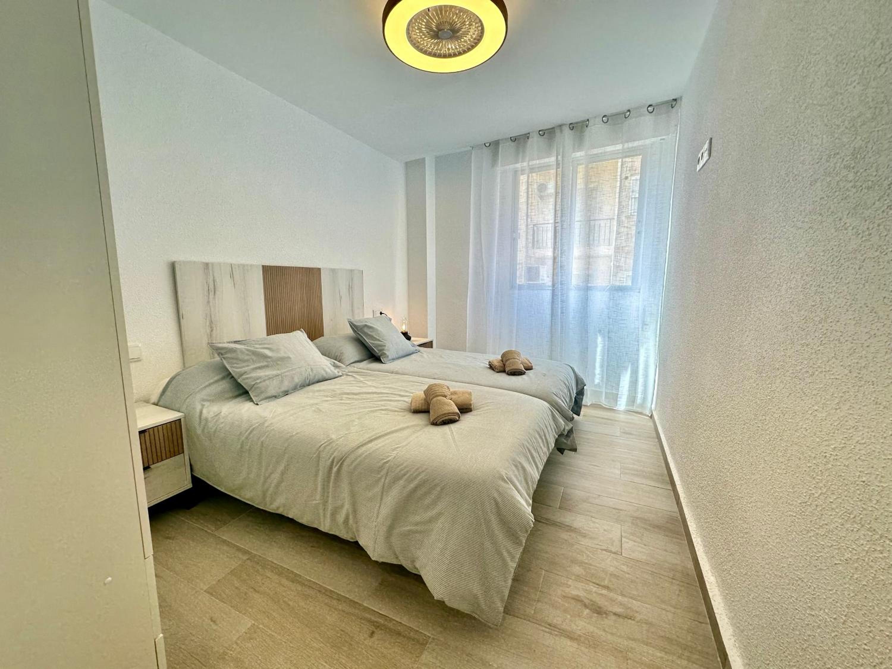 Three-Bedroom Apartment with Balcony photo 3