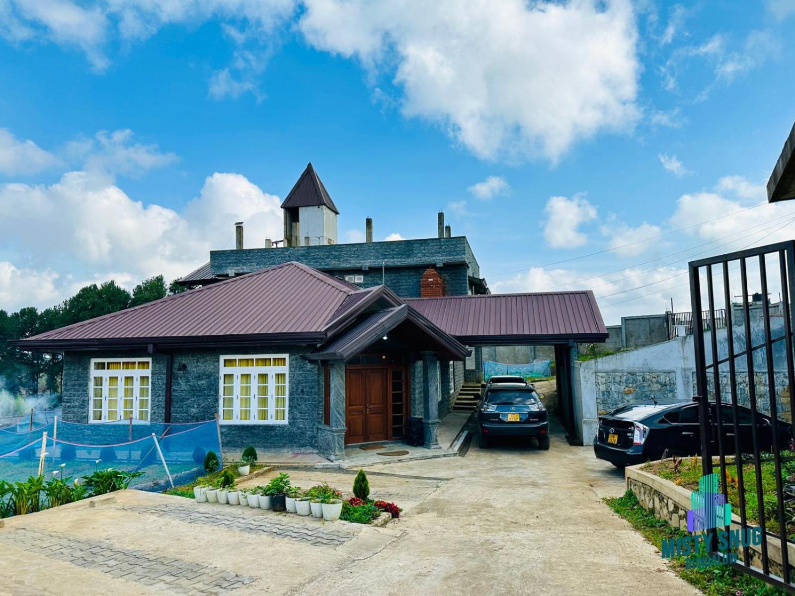 Villa photo 1