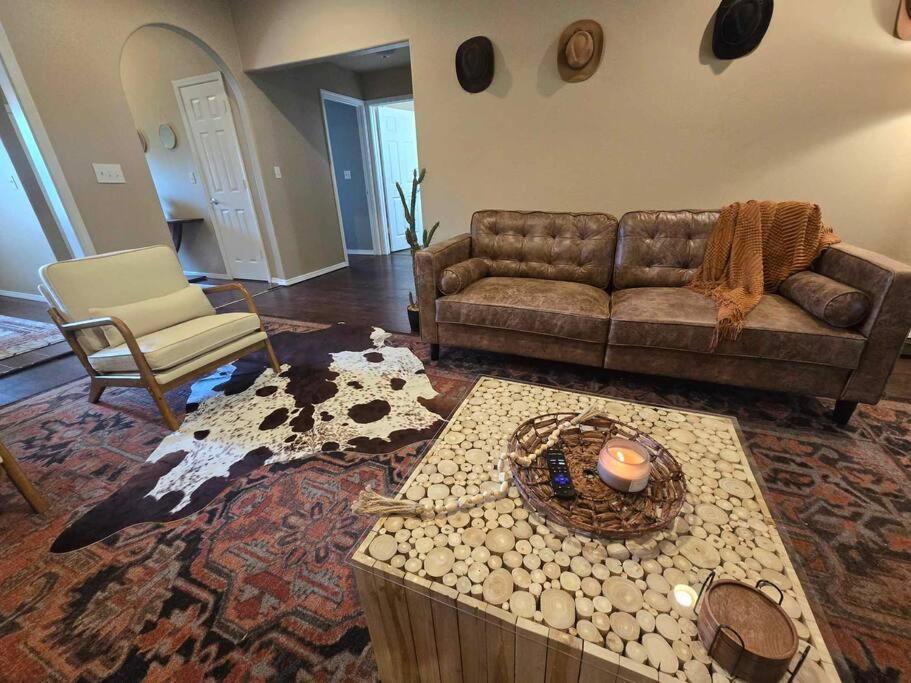 Four-Bedroom House photo 1