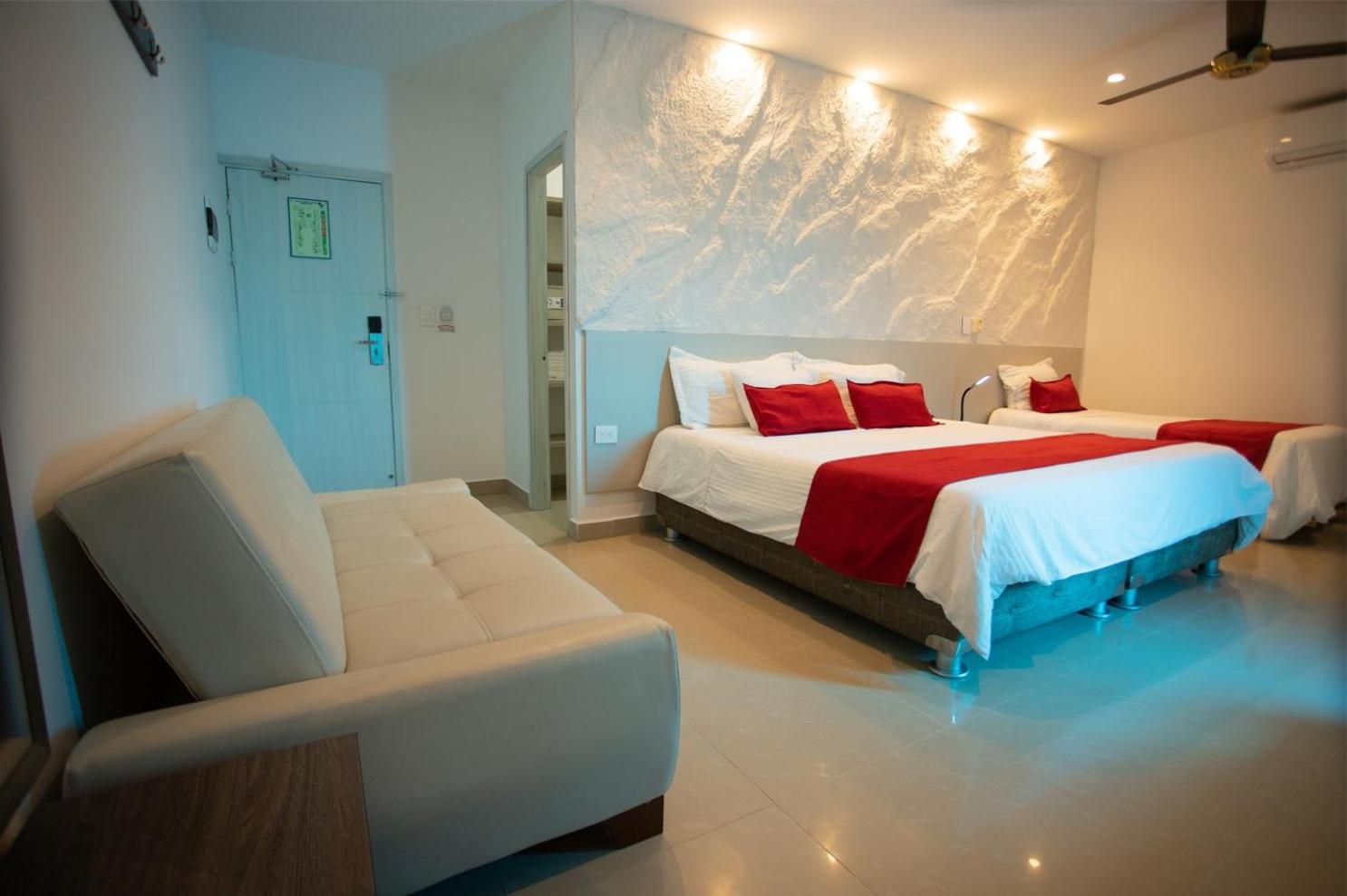 Triple Room with Sea View
