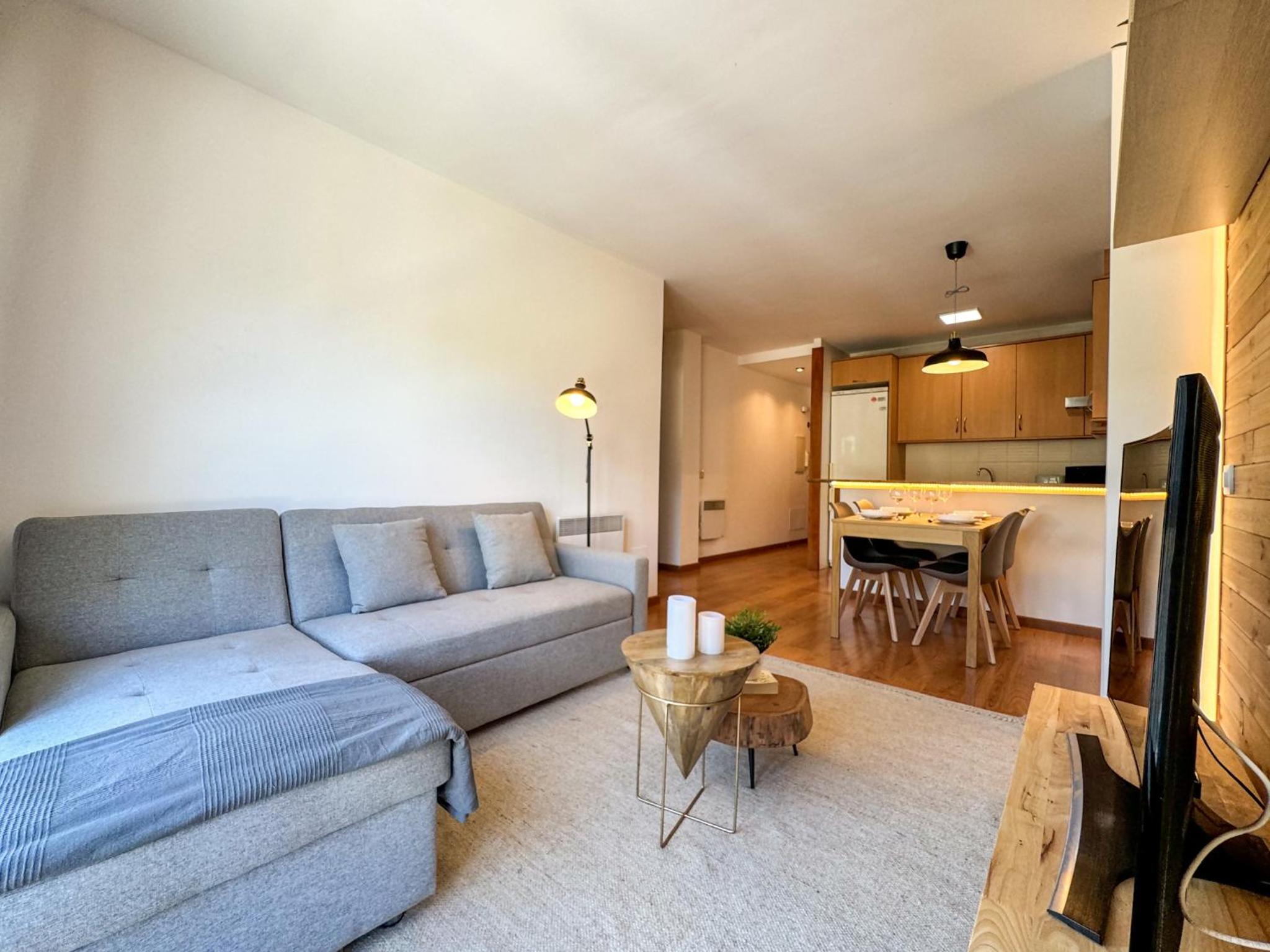 Apartment with Mountain View photo 3