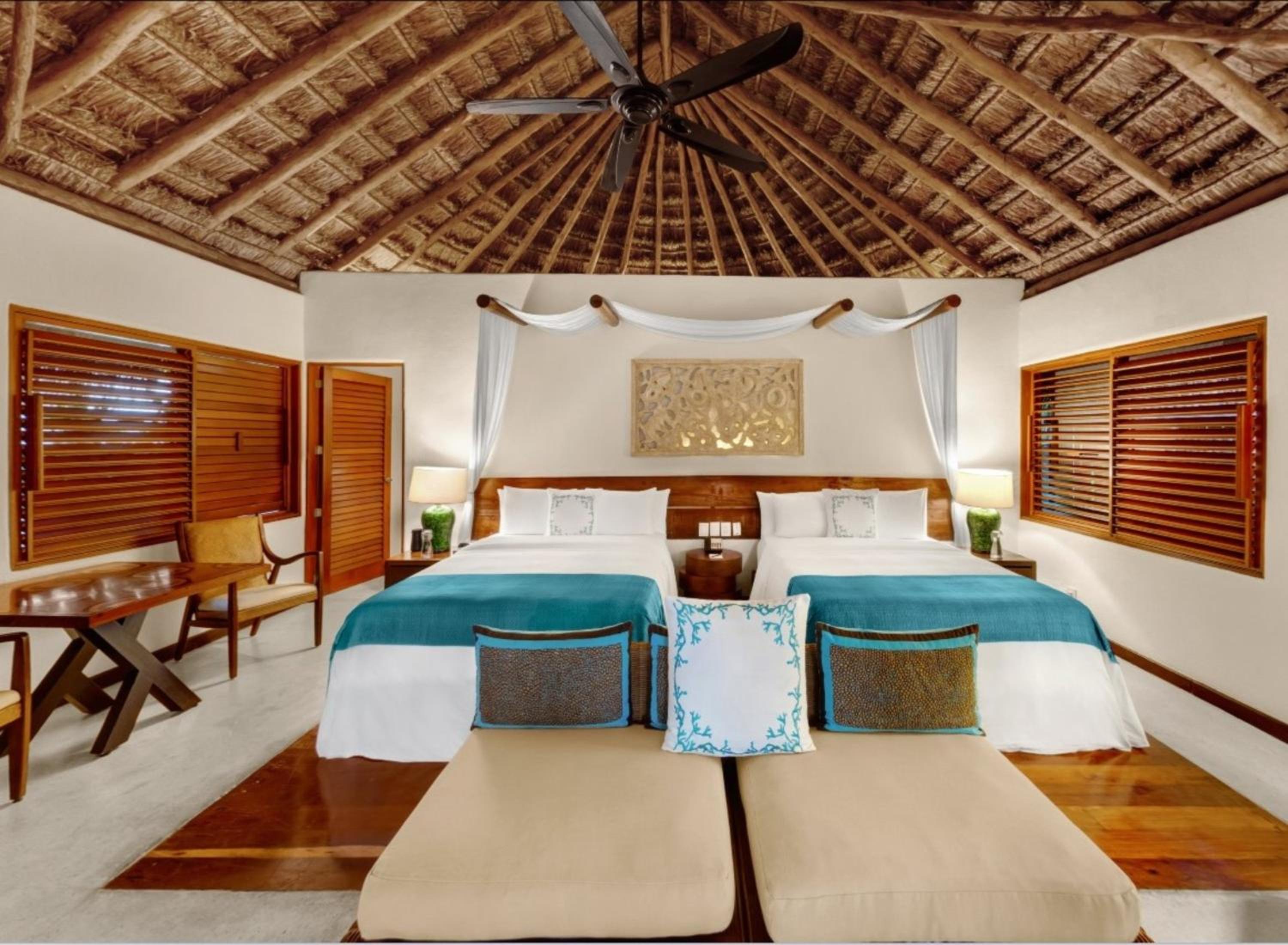 Luxury Villa Two Queen Beds