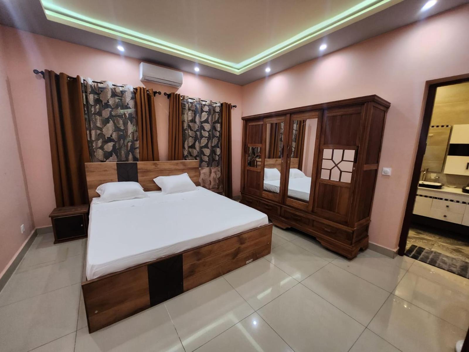 Deluxe Double Room With Bath photo 1