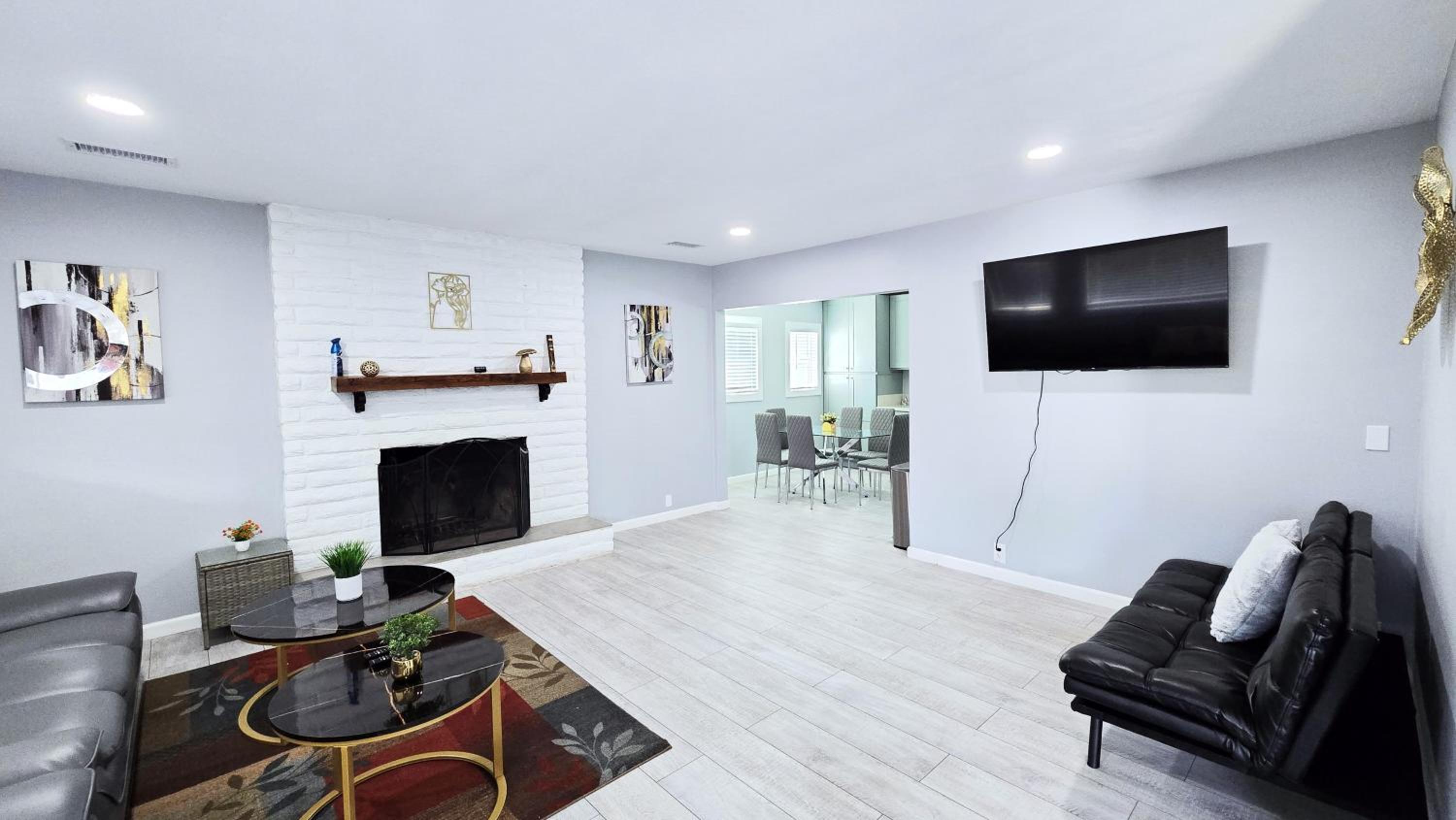 Two-Bedroom House photo 1