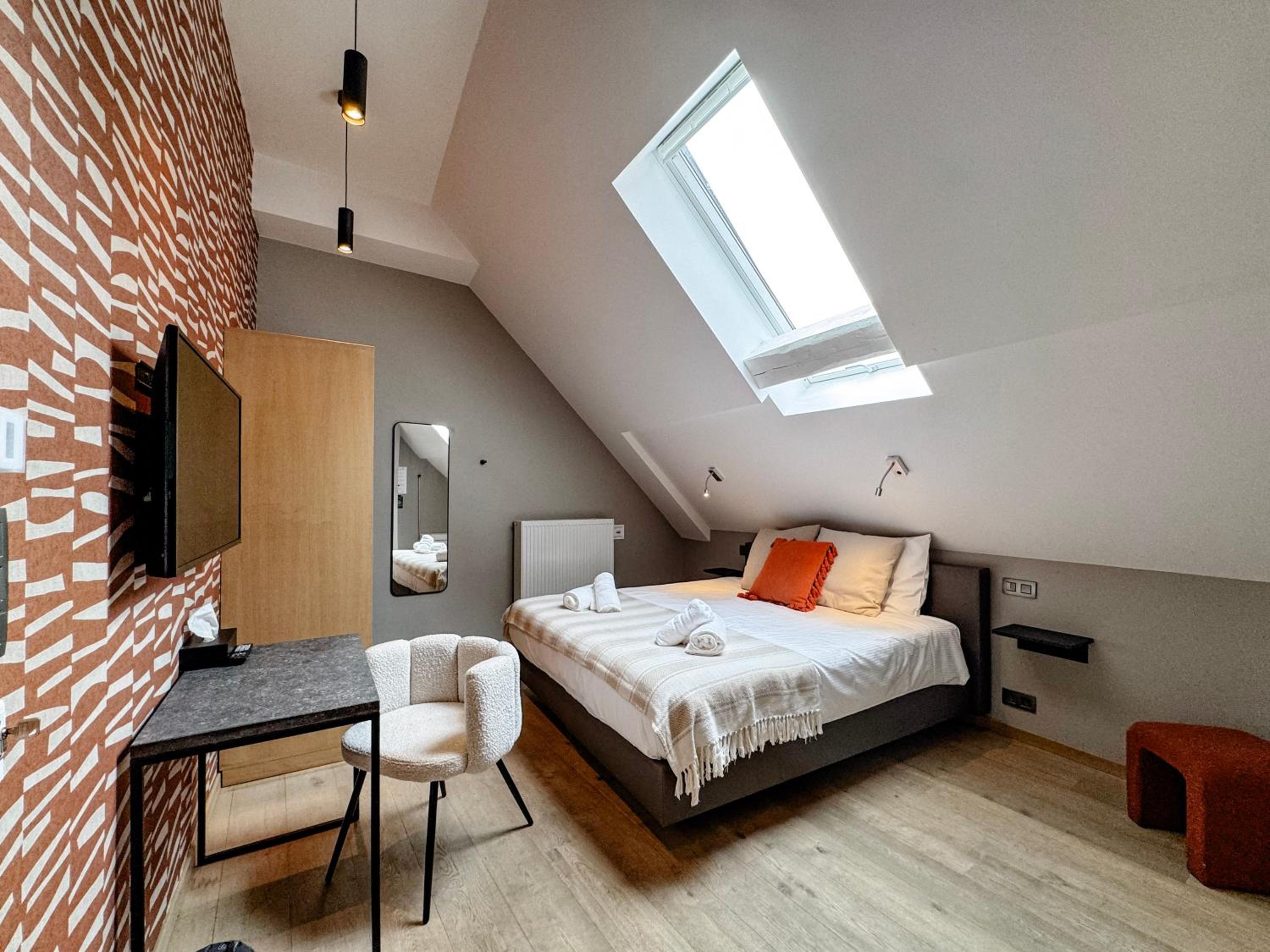 Superior Double Room - Photo 9
