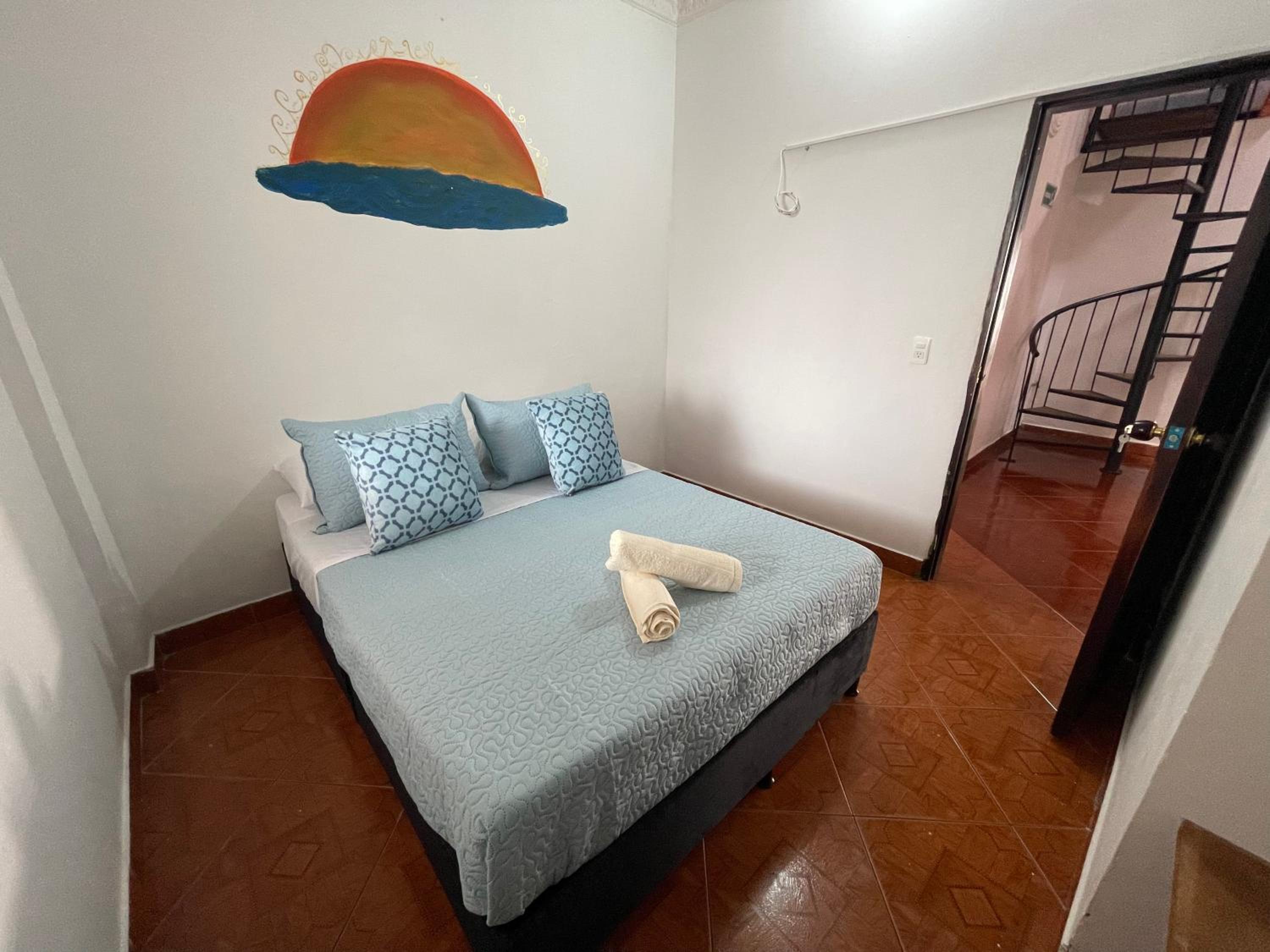 Double Room with Shared Bathroom photo 3