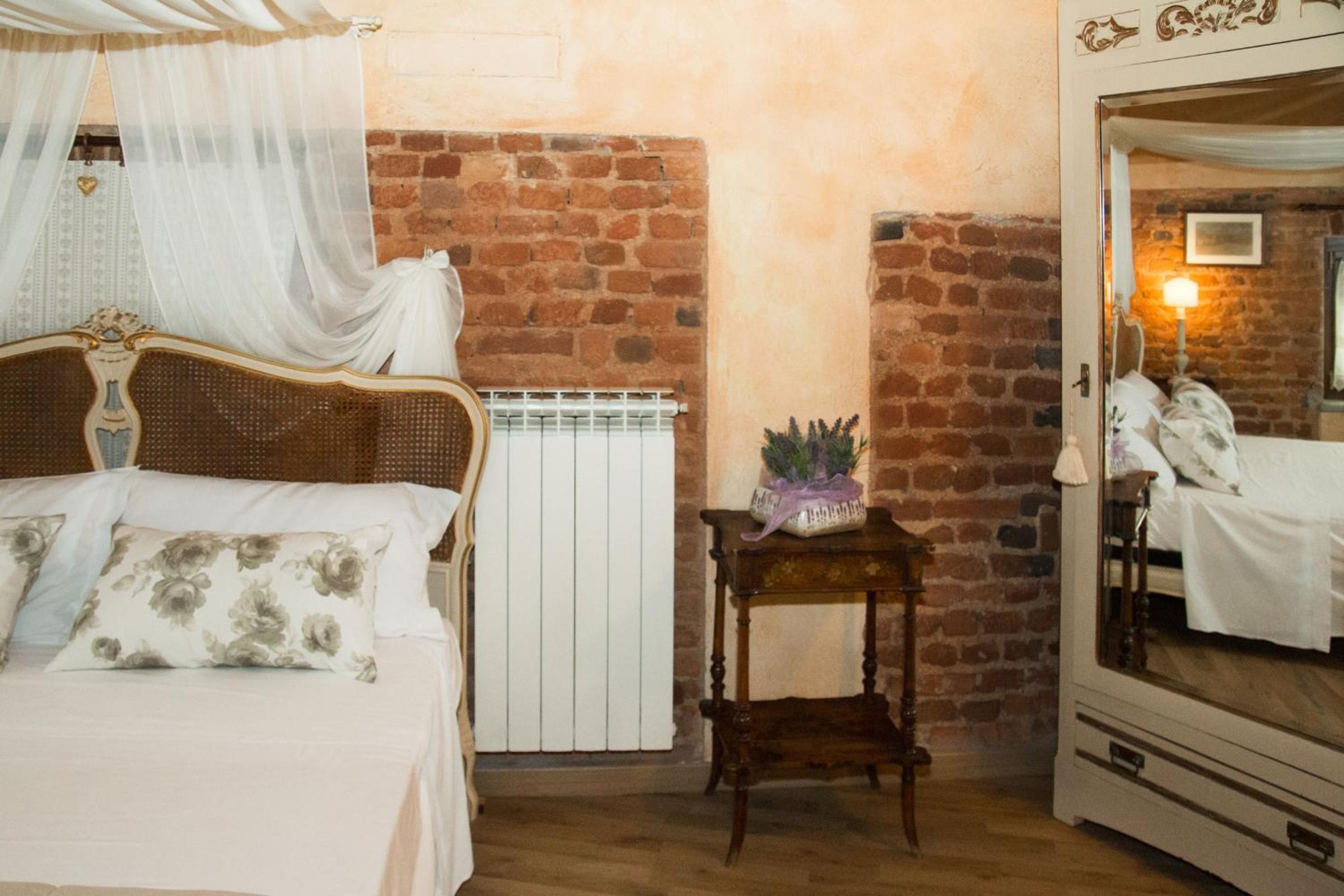 Deluxe Double Room photo 2