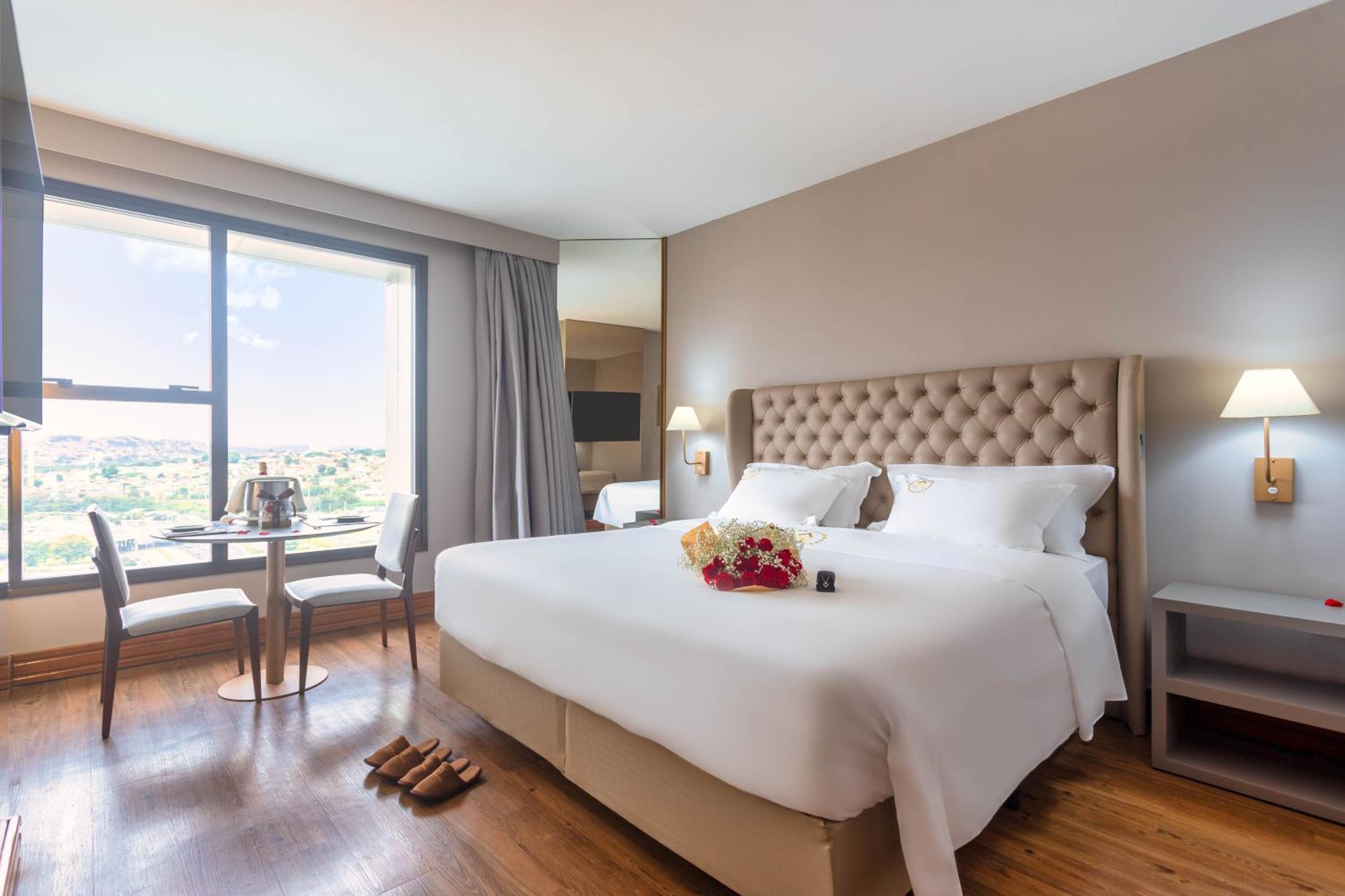 Superior Suite - Photo 5