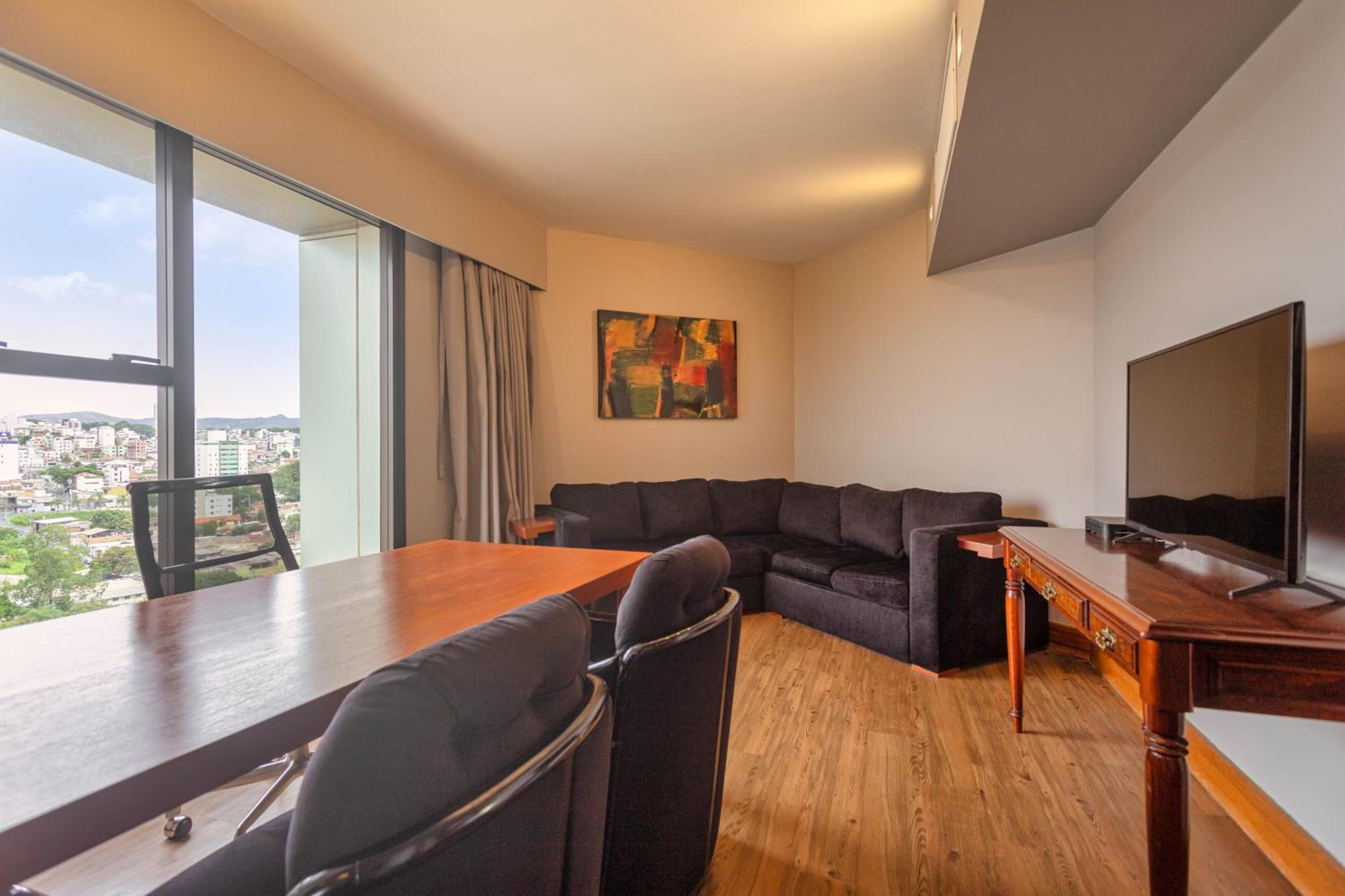 Superior Suite - Photo 3