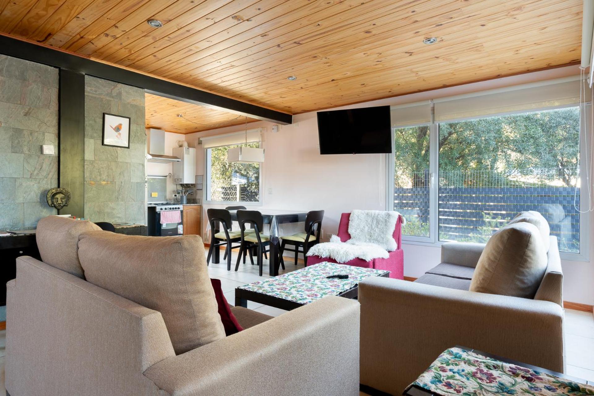 Two-Bedroom Apartment with Mountain View photo 1