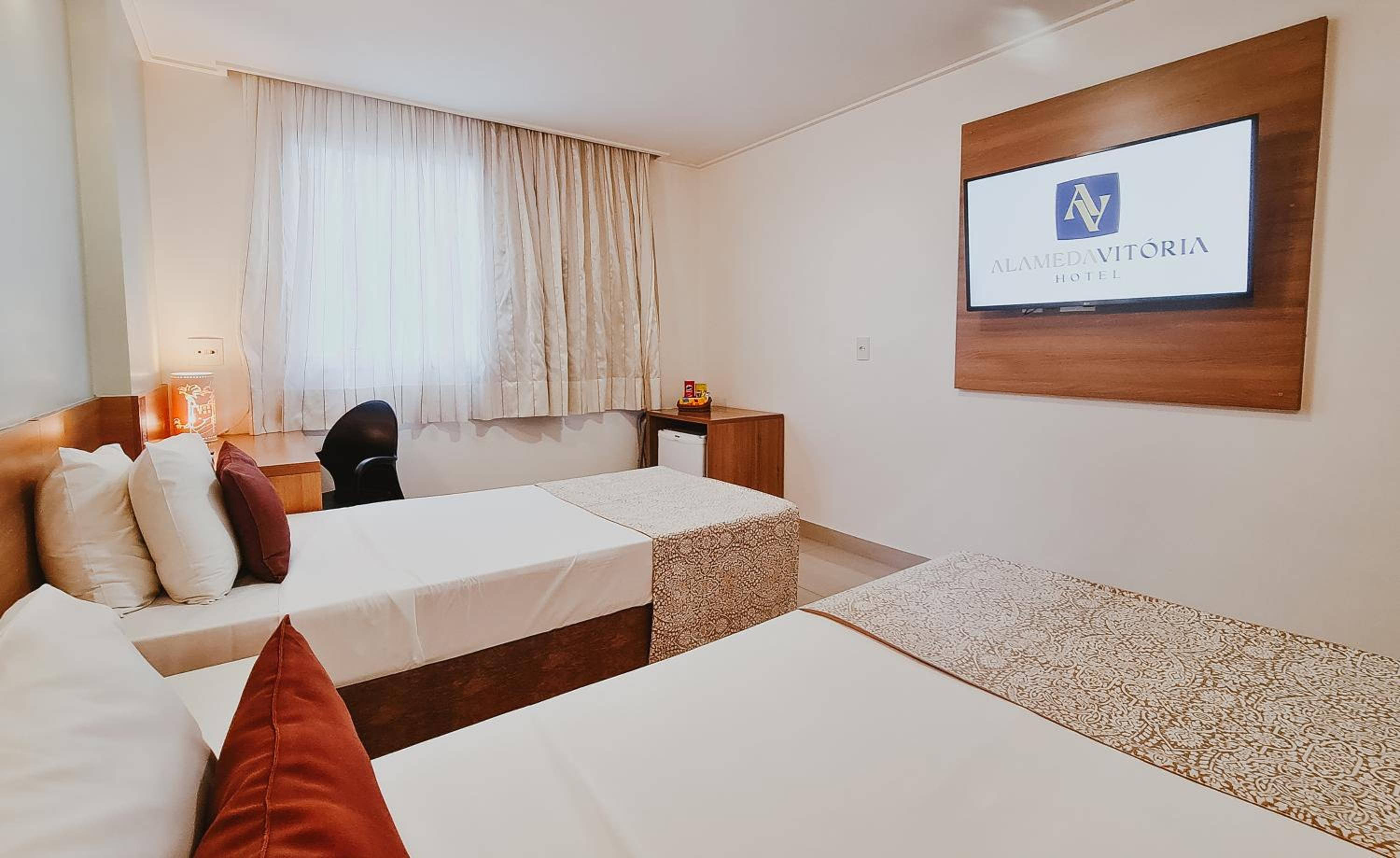 Quarto Duplo Luxo Lateral, 1 Cama de Casal thumbnail 6
