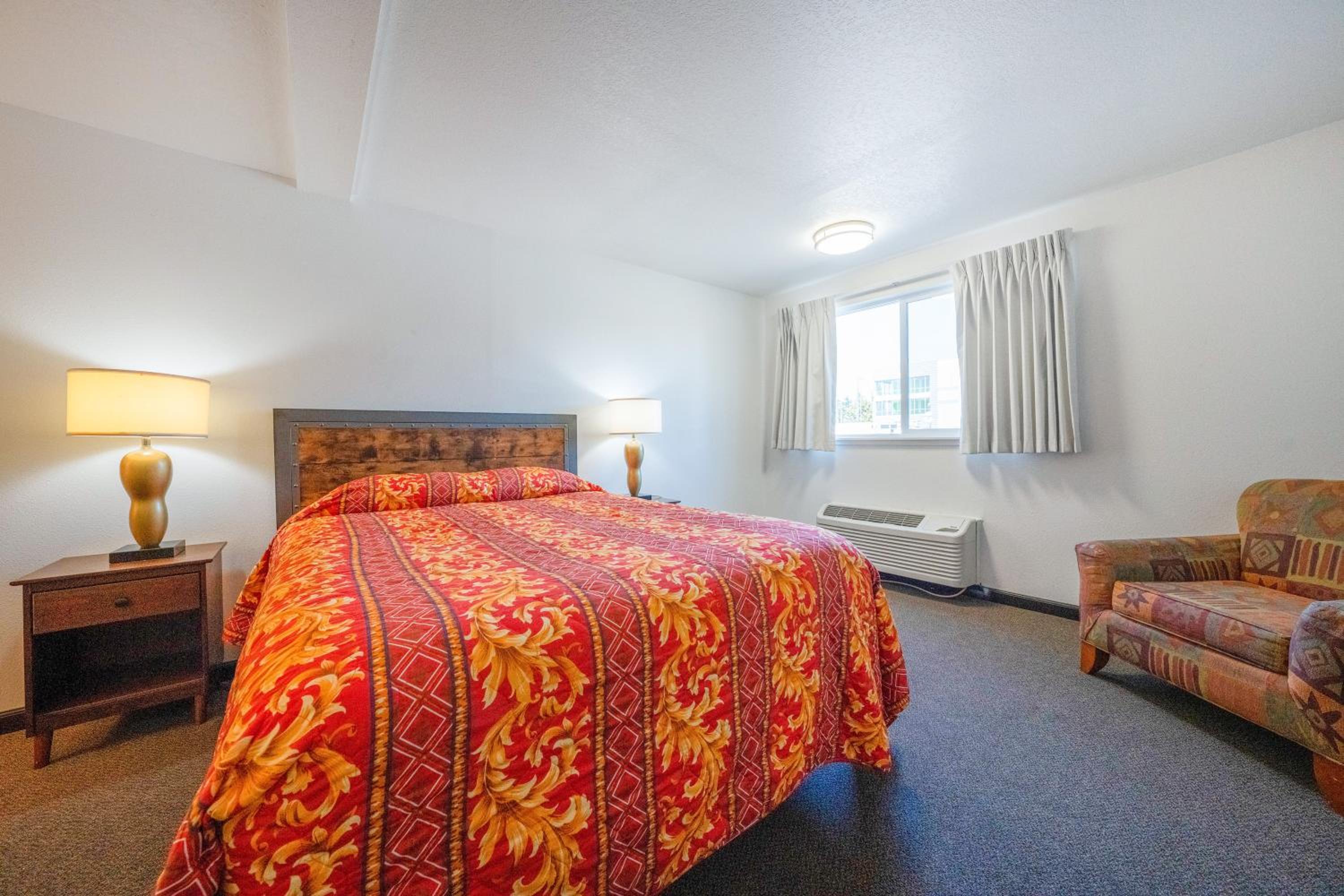 Queen Room - Photo 4
