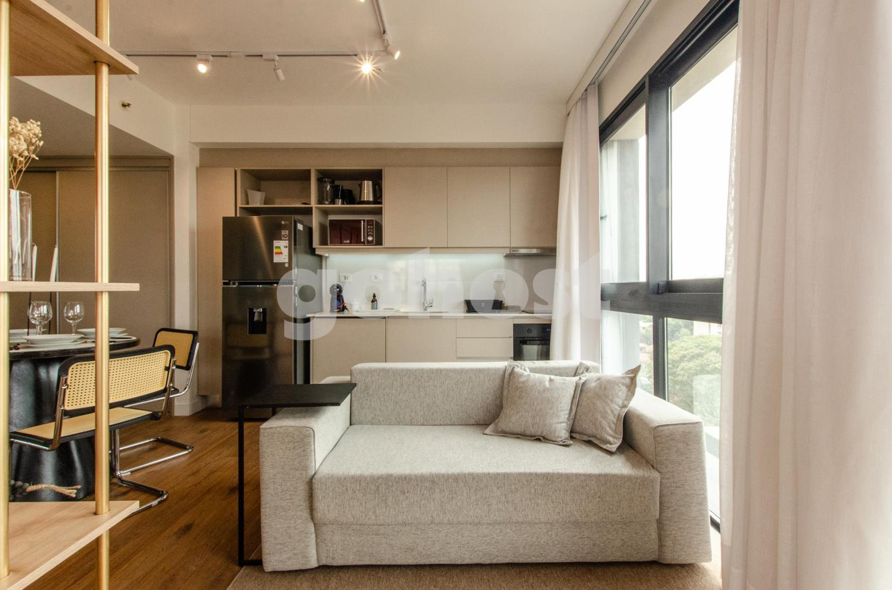 Apartment photo 2
