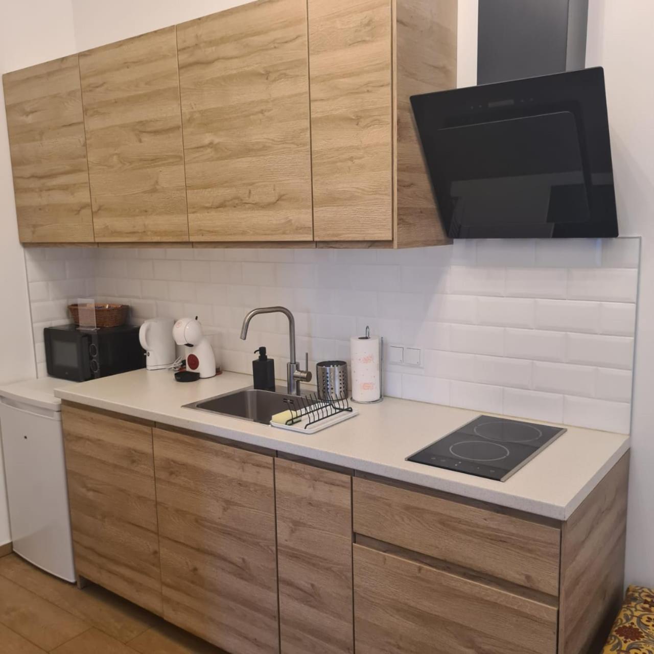 One-Bedroom Standard Apartment