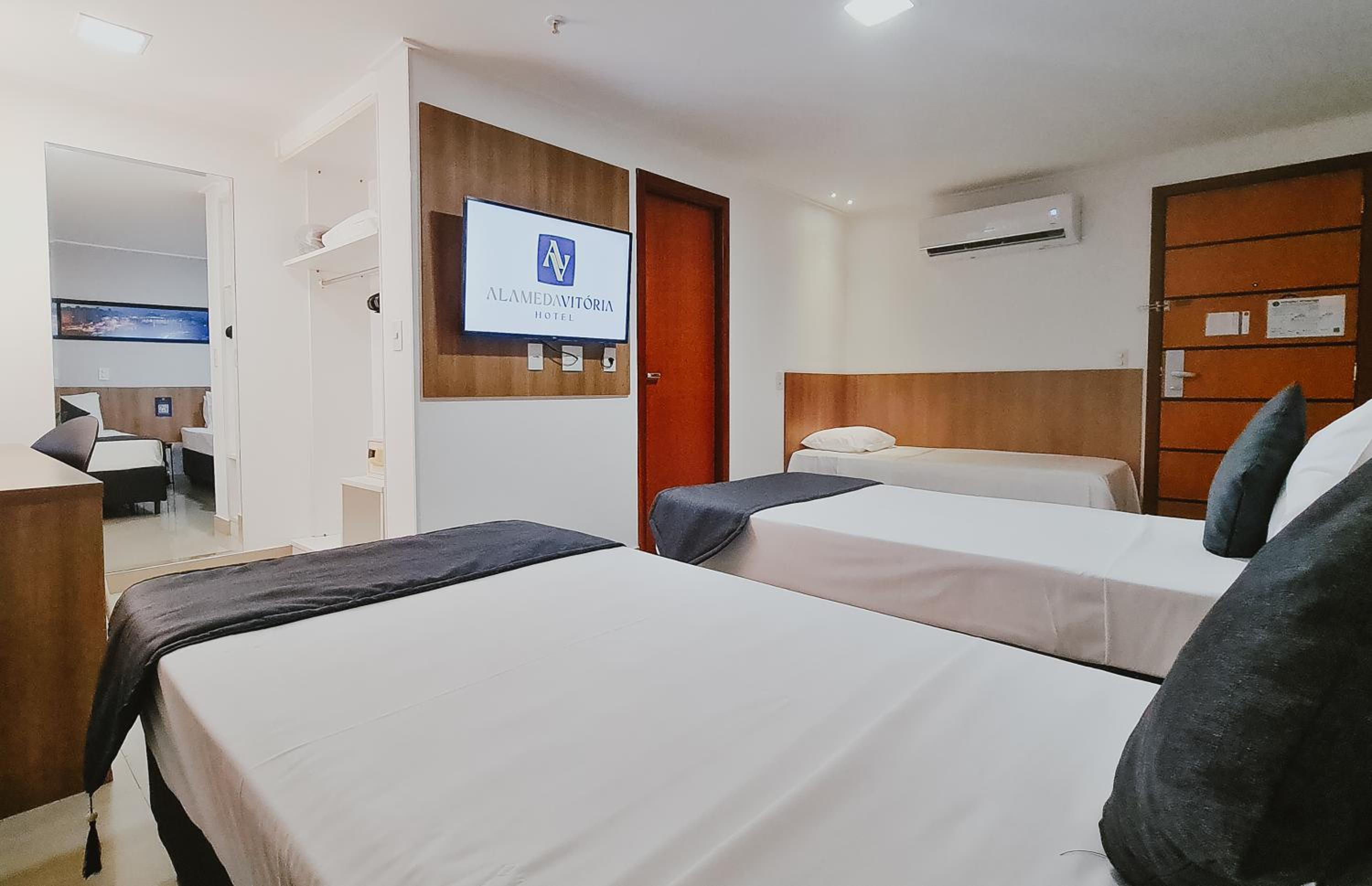 Luxury Triple Room