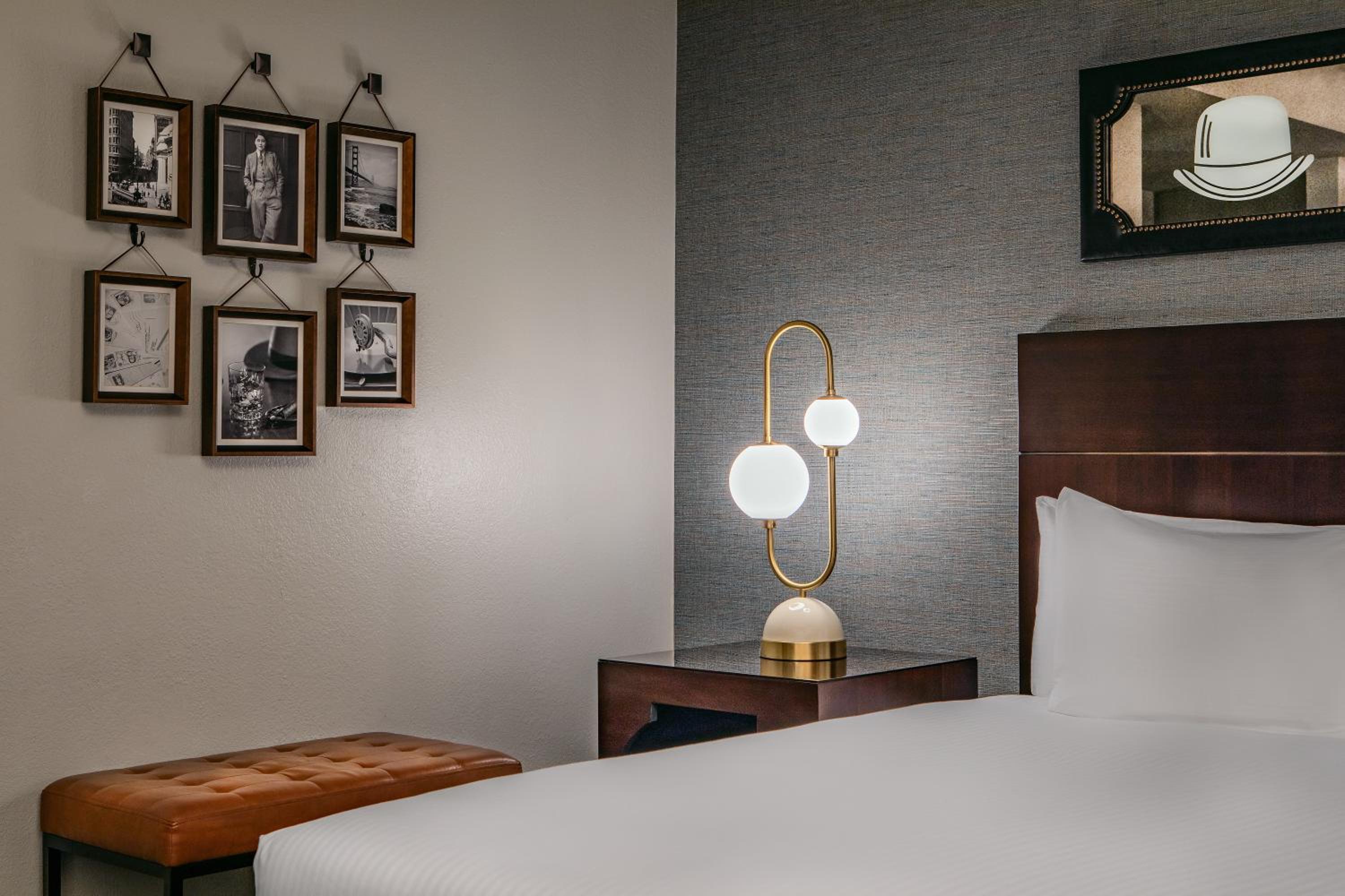 Superior King Room - Photo 1