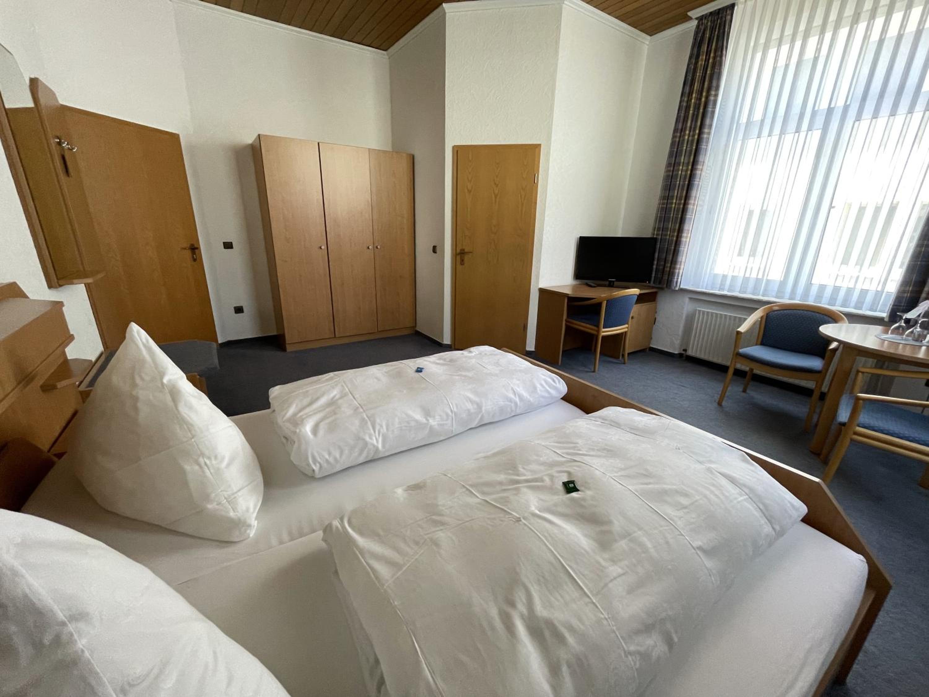 Large Double Room