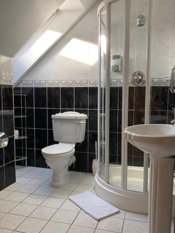 Triple Room with Private Bathroom photo 1
