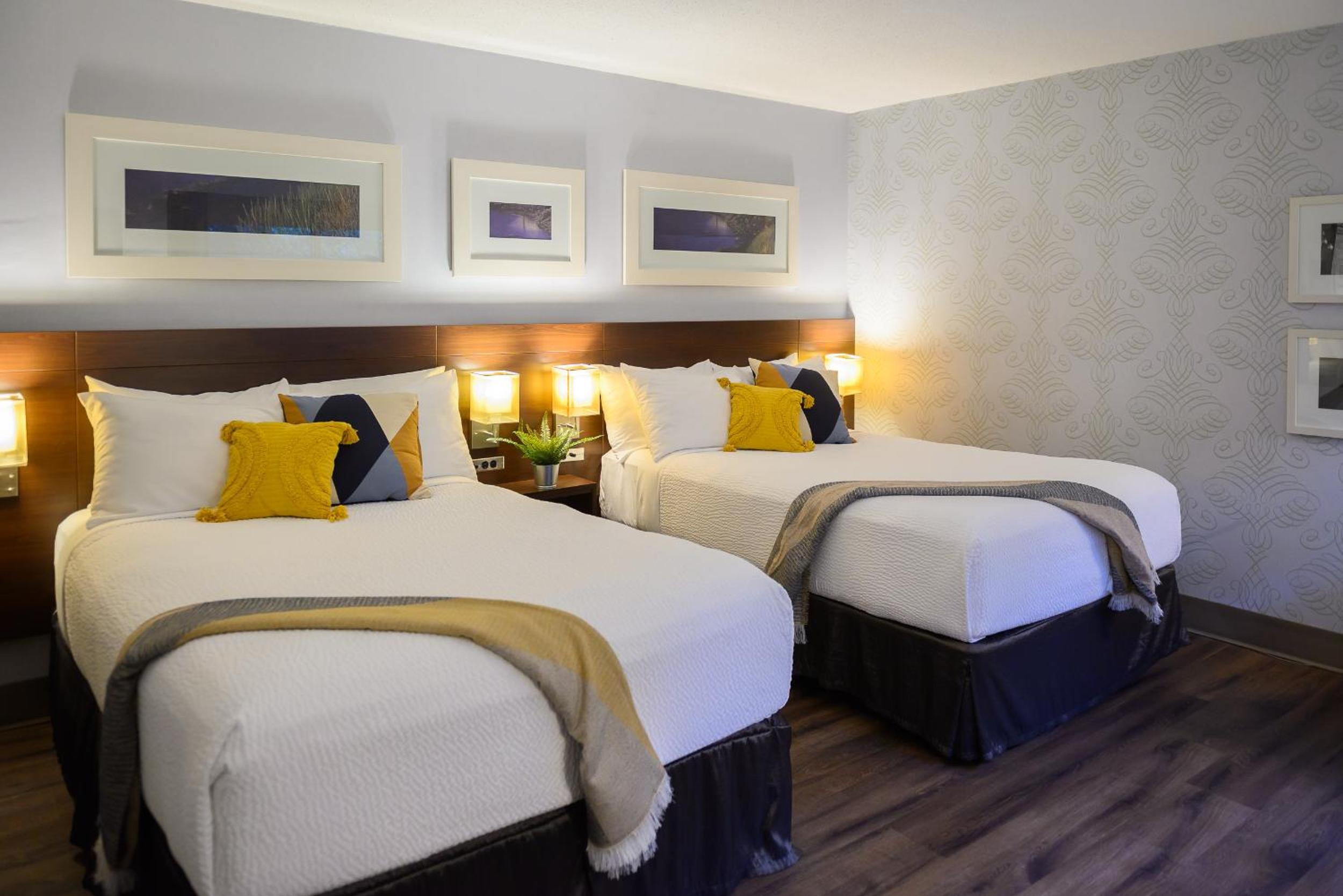 Double Room with Two Double Beds - Photo 1