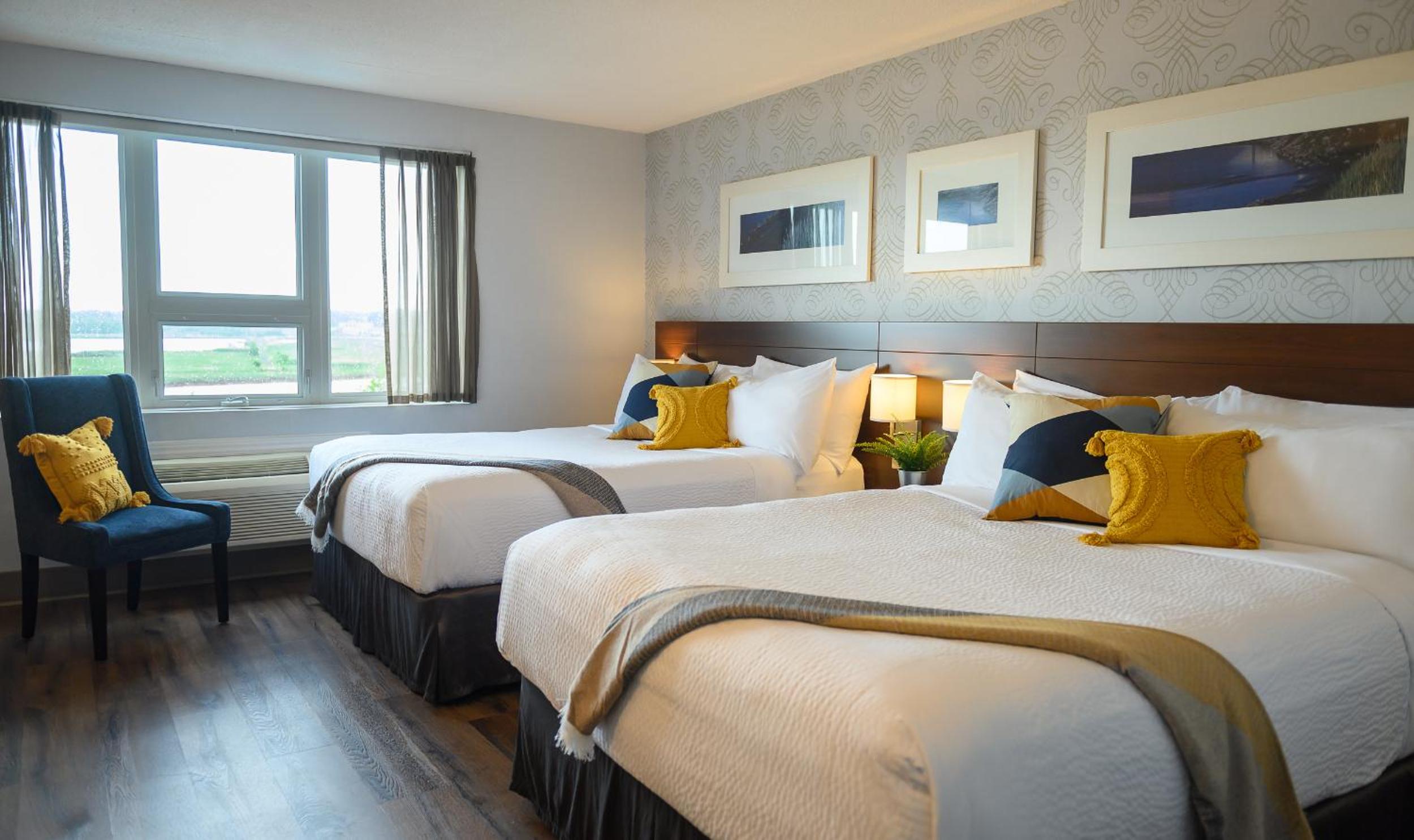 Standard Queen Room with Two Queen Beds - Photo 1