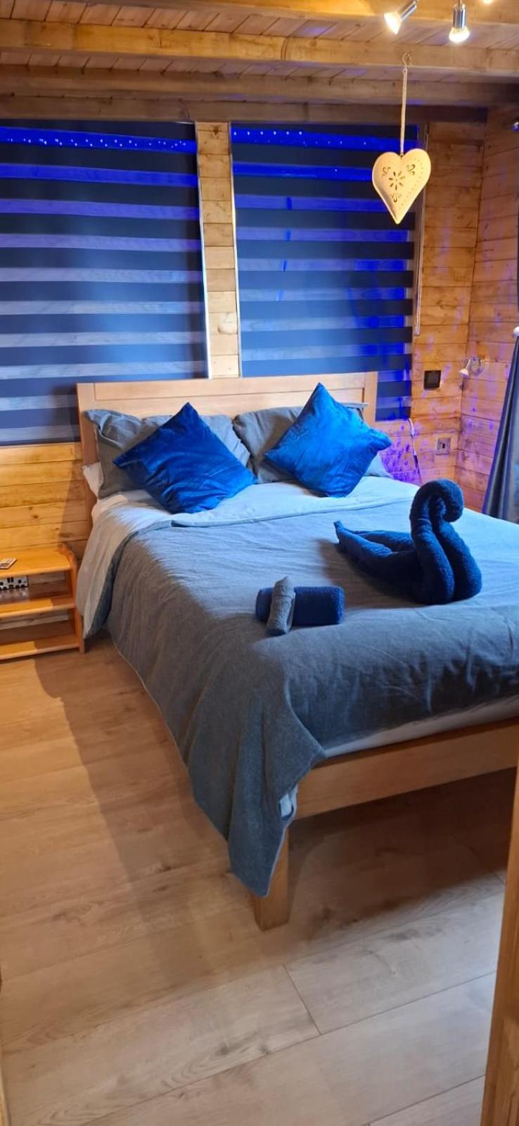 One-Bedroom Chalet