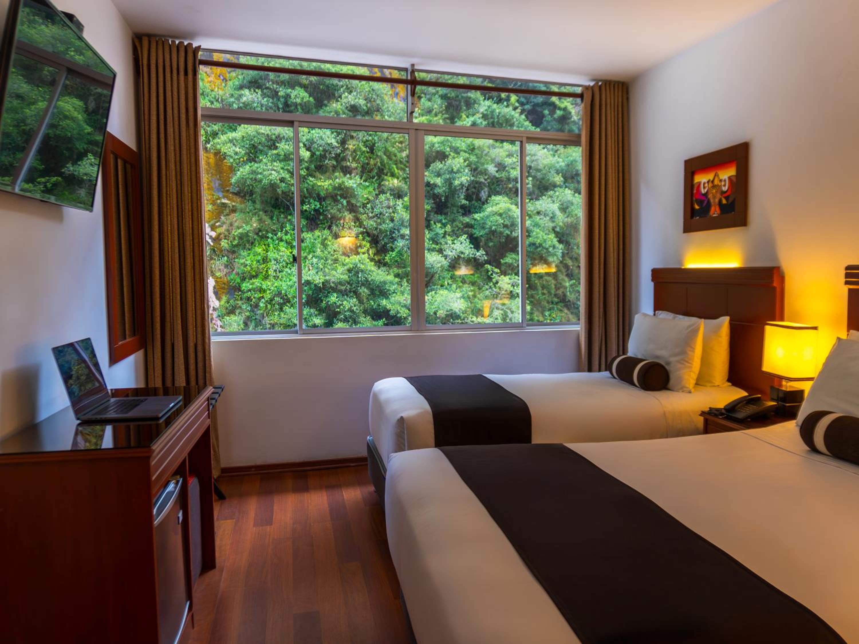 Twin Room with Mountain View photo 1